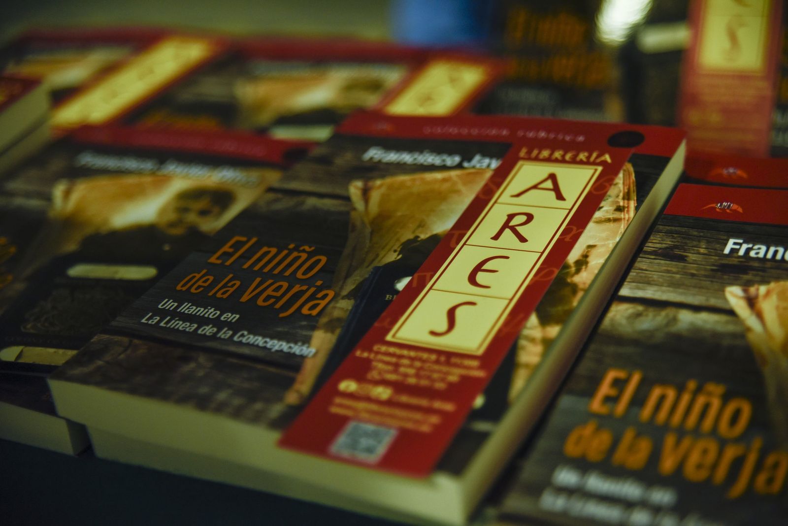 Las fotos de la presentación del libro 'El niño de la Verja', de Francisco Oliva