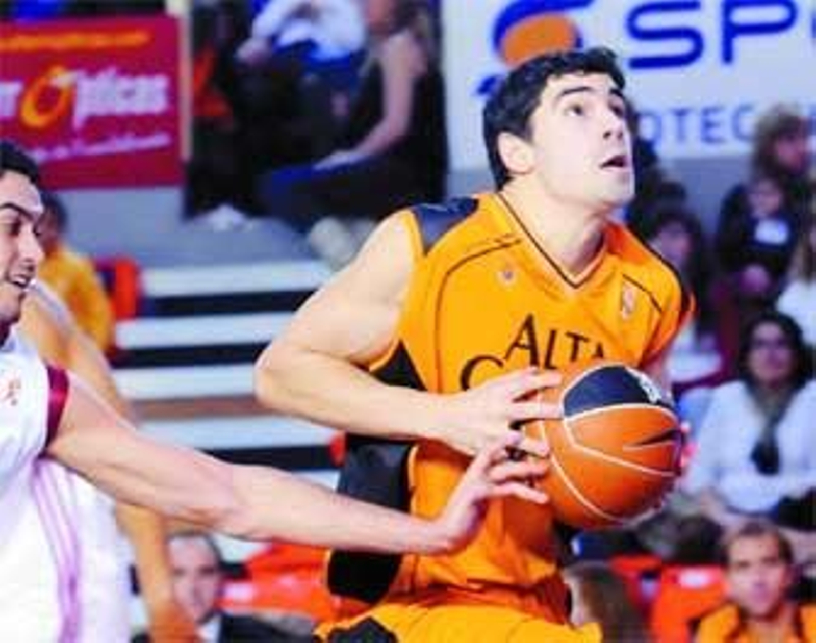 Saúl Blanco se acoge al Decreto 1006/85 para rescindir de forma unilateral su contrato con el Fuenlabrada