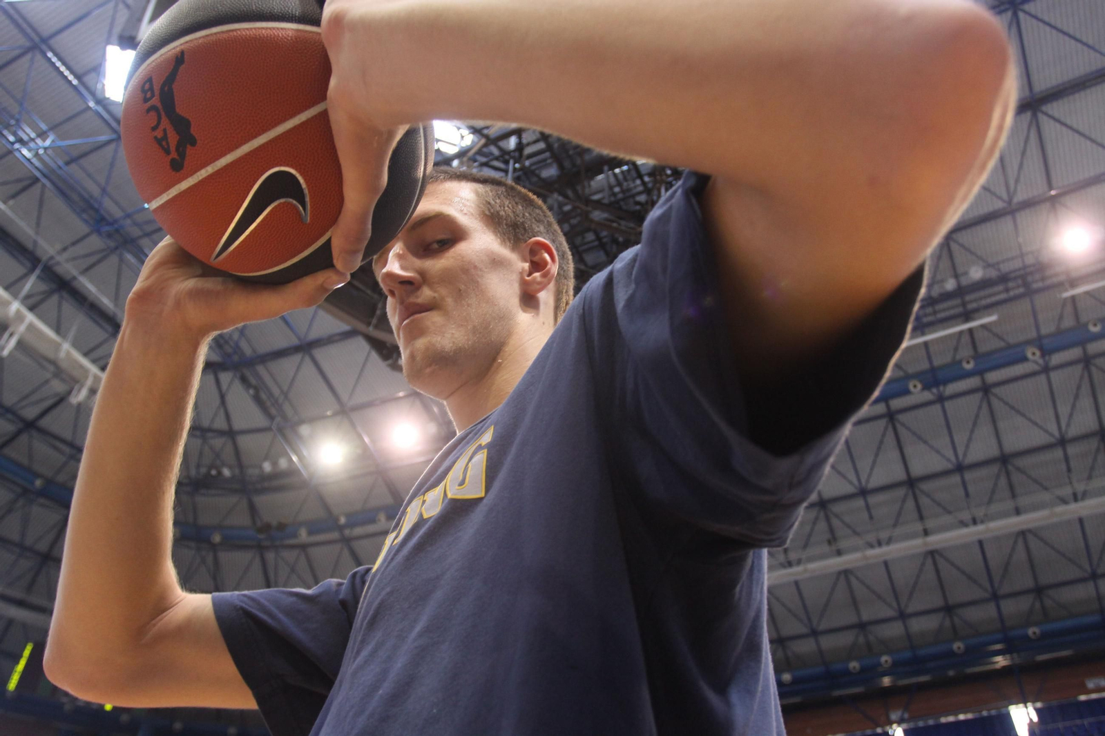 La carrera de Ognjen Kuzmic, en fotos