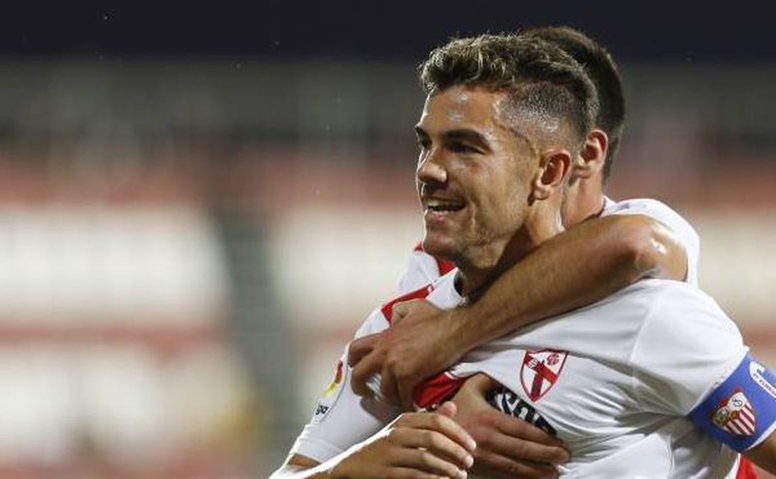 Curro Sánchez celebra un gol con el filial del Sevilla.