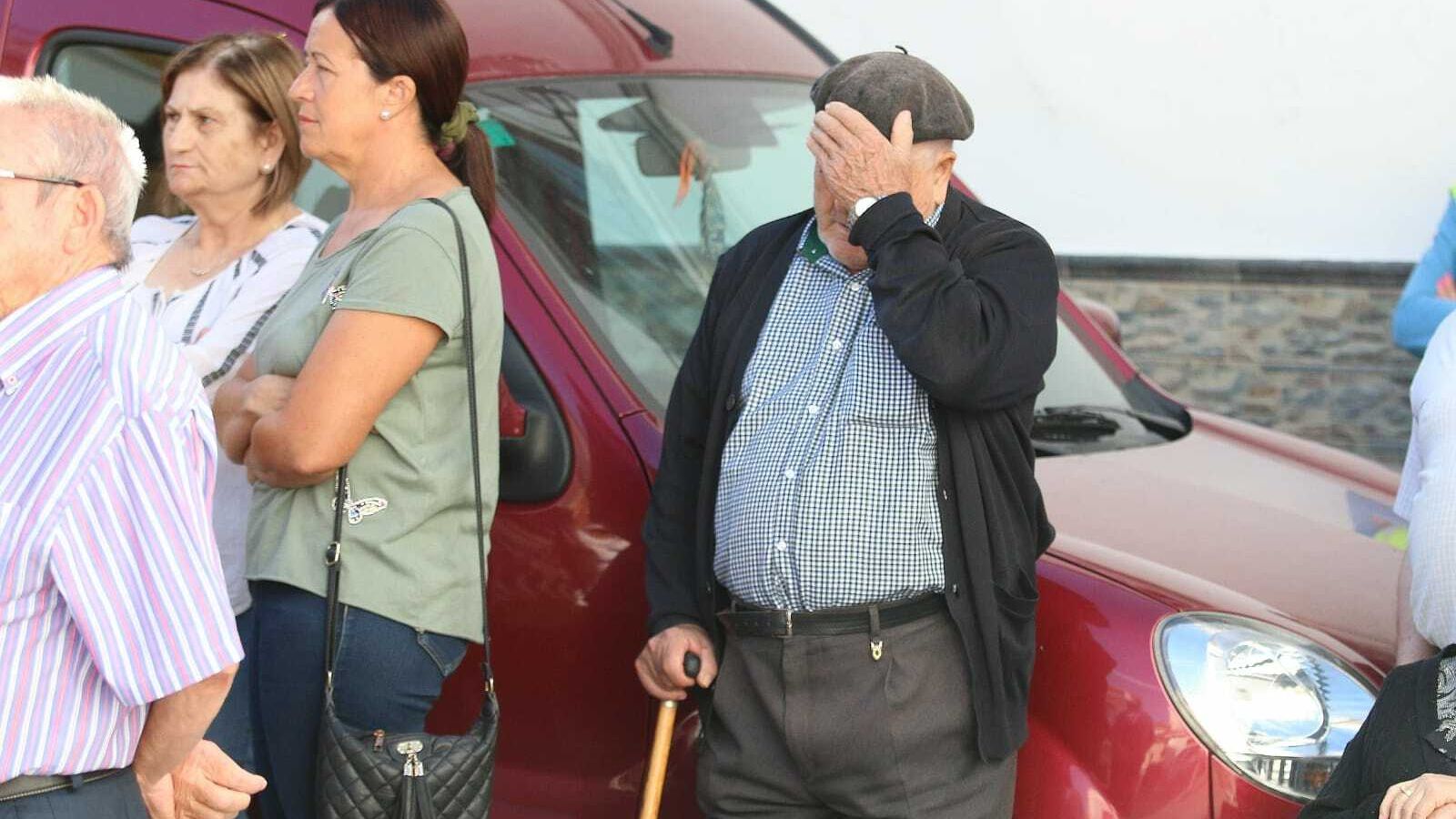 En el rostro de los alcoleanos se dibujaban sentimientos de tristeza, mucho dolor y rabia por lo sucedido