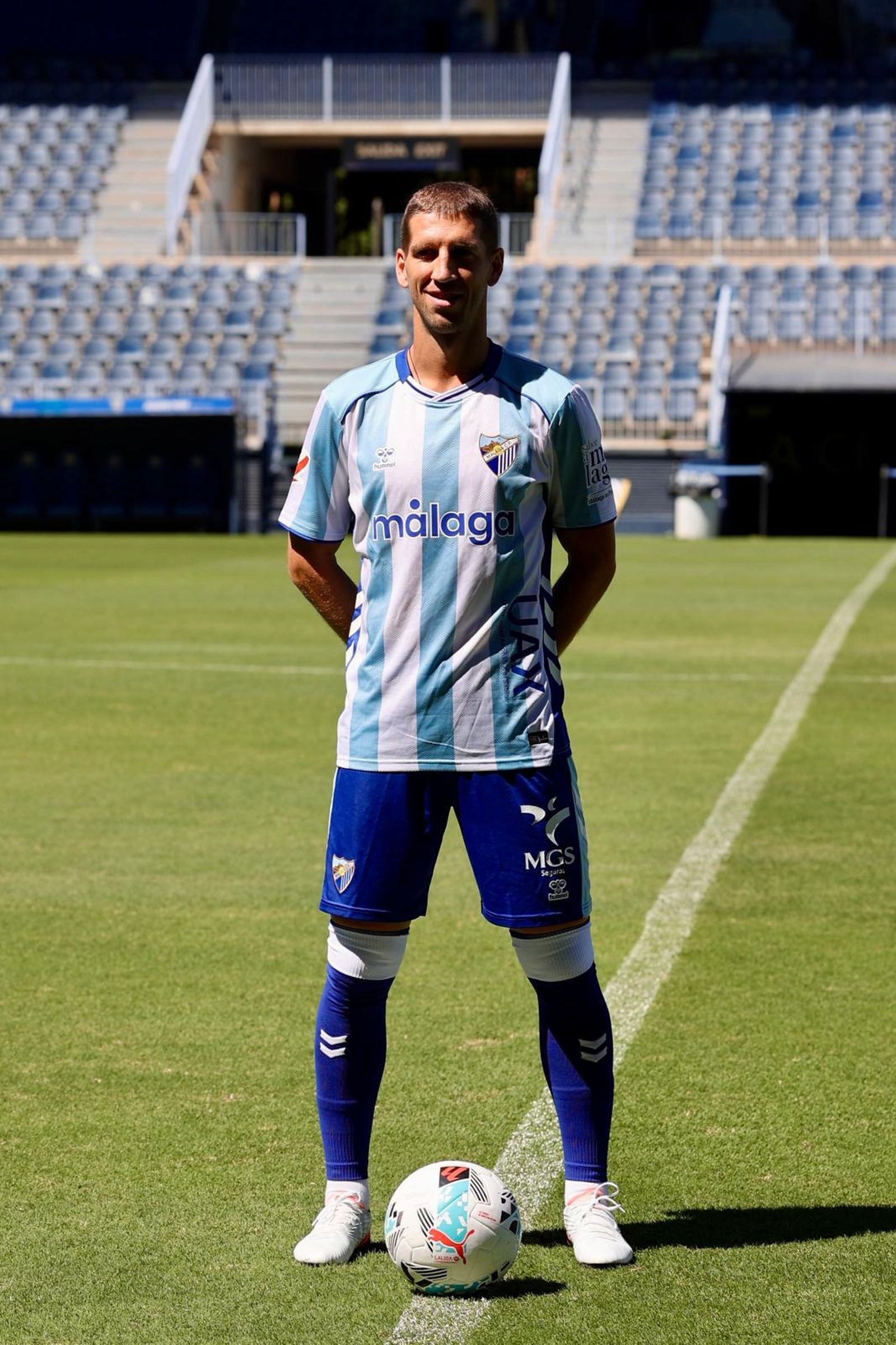 Las primeras imágenes de Brasanac como jugador del Málaga CFº