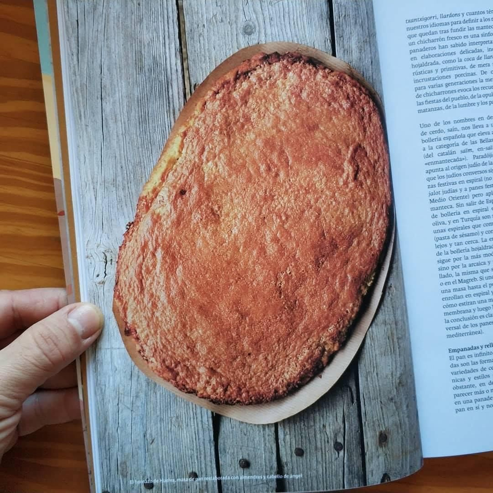 Receta del hornazo de Huelva en la revista PAN