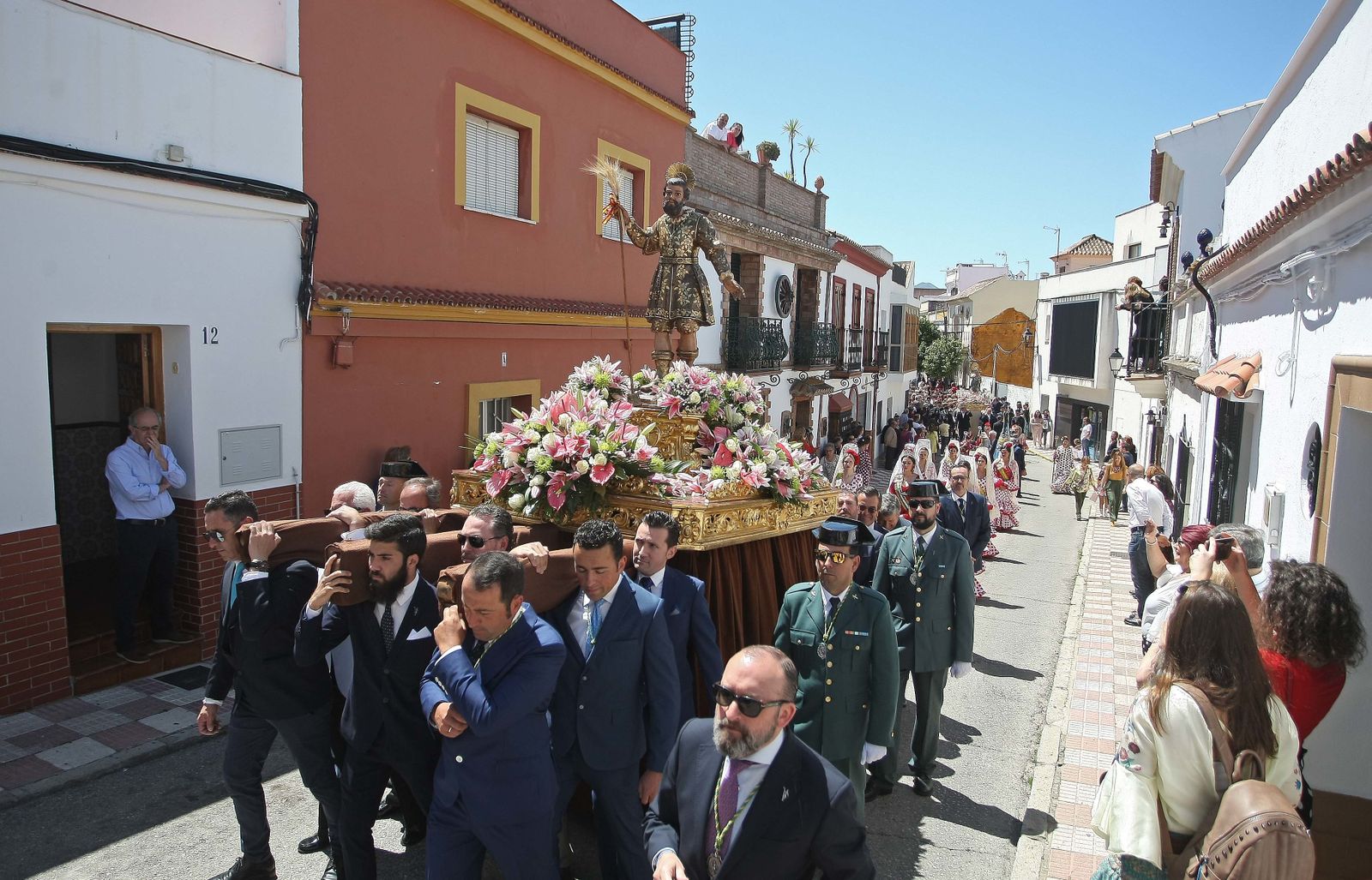 Procesión de San Isidro Labrador y la Virgen del Rosario en Los Barrios