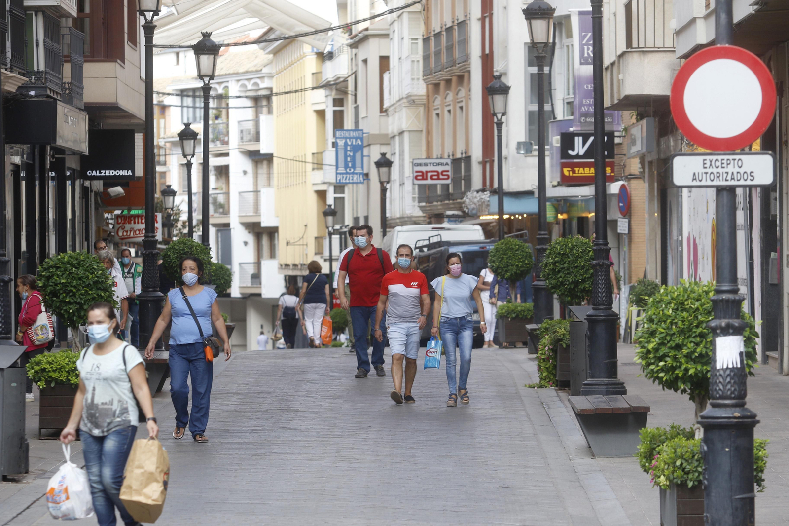 La semana 'horribilis' de Lucena a causa del covid, en fotografías