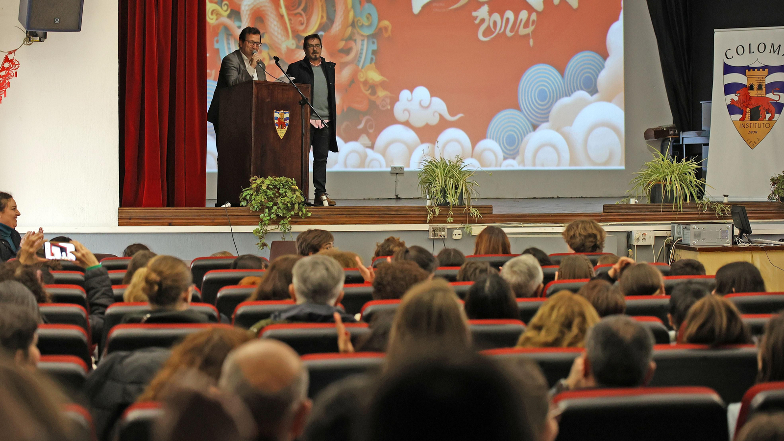 Celebración del Año Nuevo Chino en el IES Coloma de Jerez