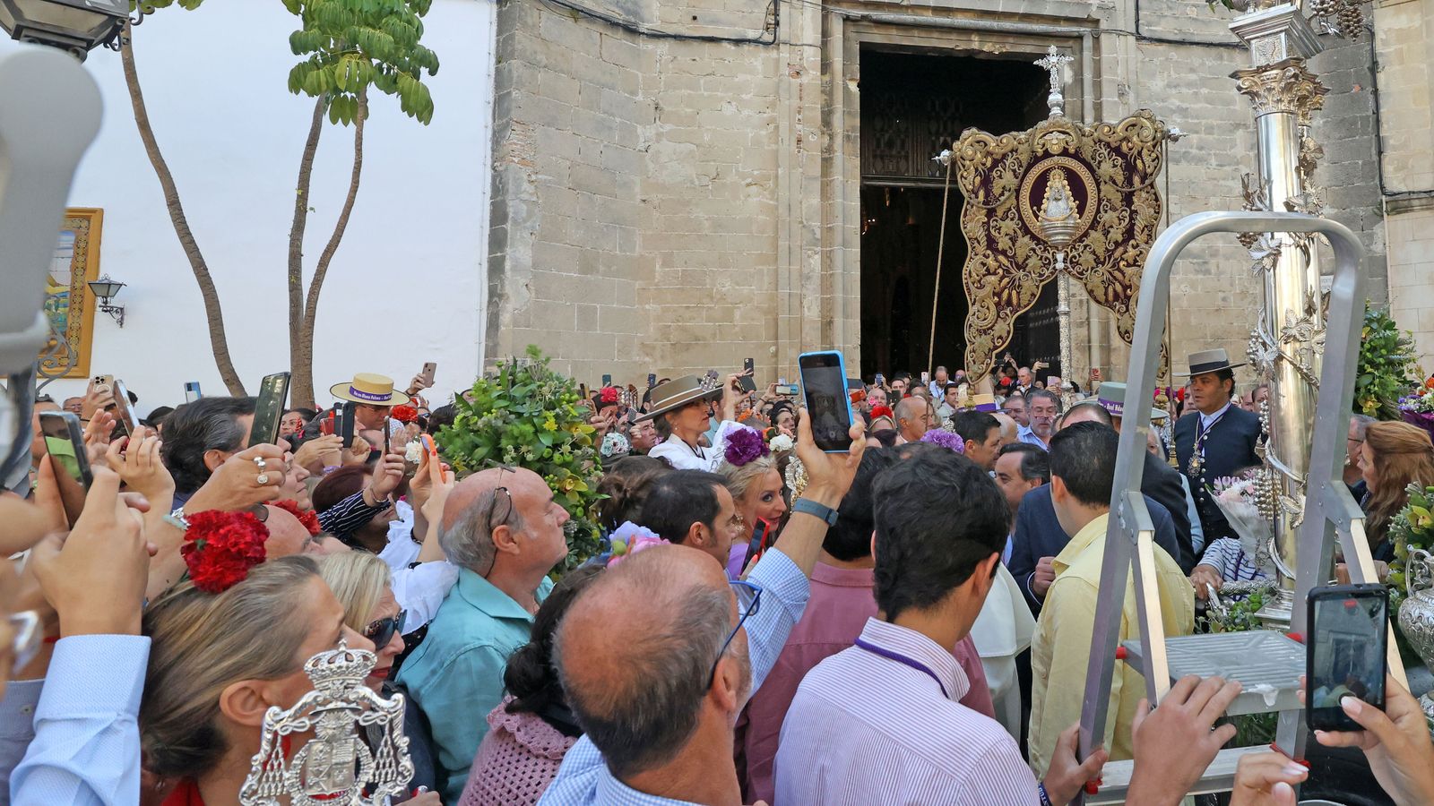 La Hermandad del Rocío de Jerez comienza su camino