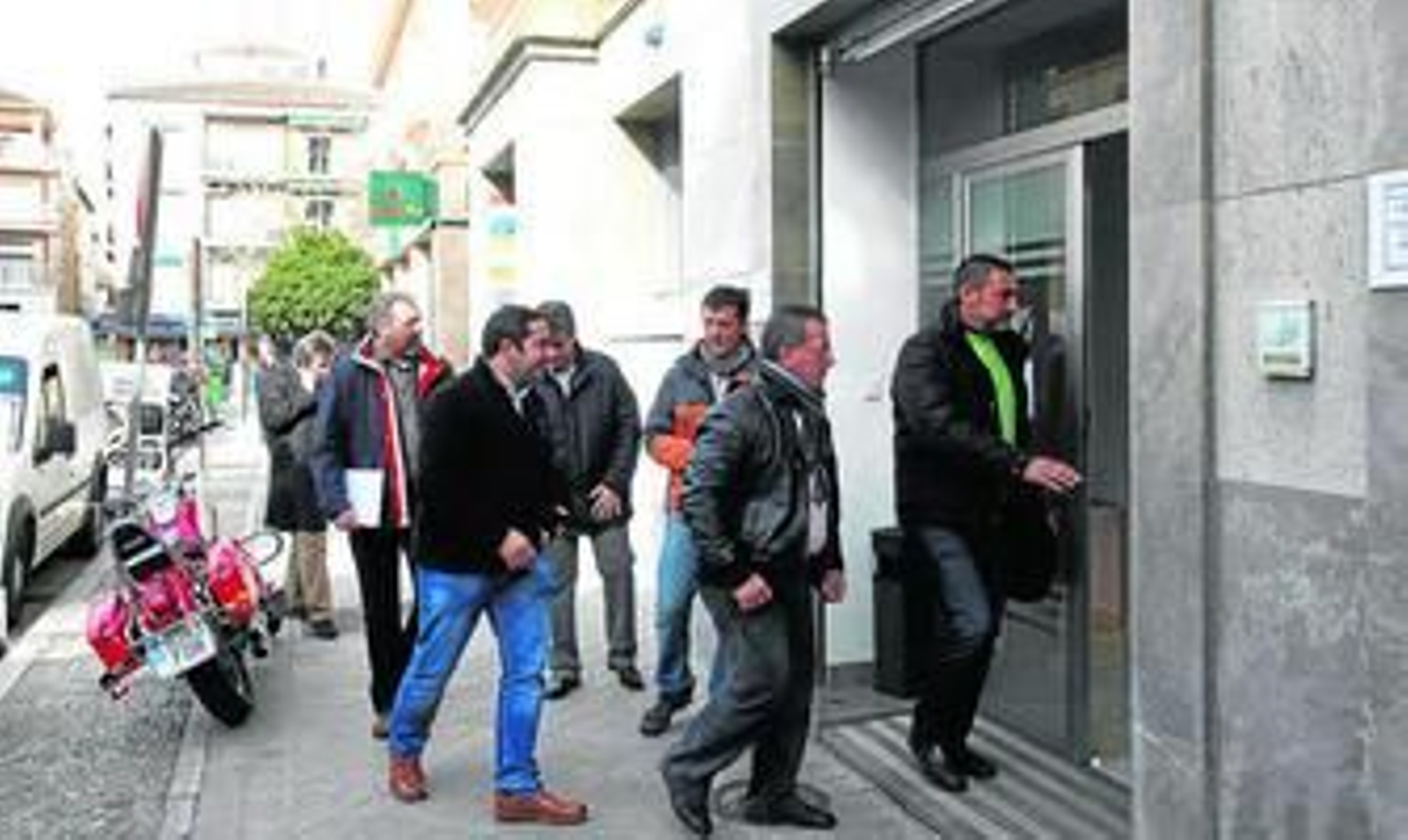 La reunión se produjo ayer en la sede de Inagra.