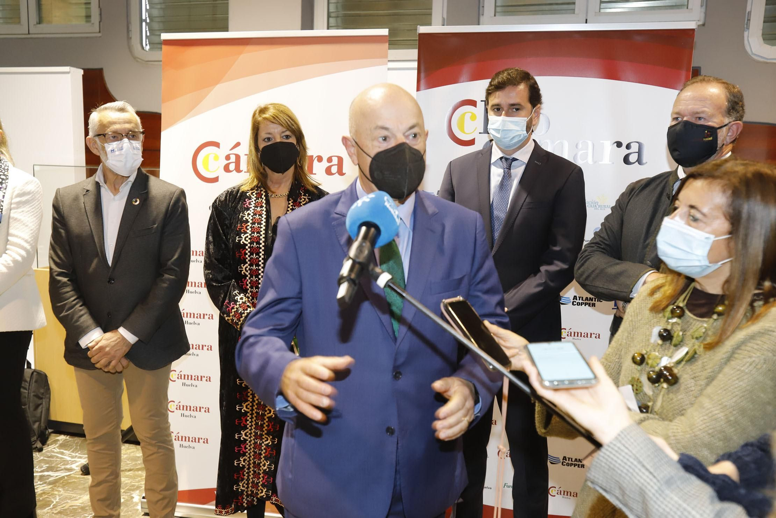 Imágenes de las jornadas del encuentro ‘Pasado, presente y futuro de la Minería Metálica en Huelva’,  en las cocheras del Puerto