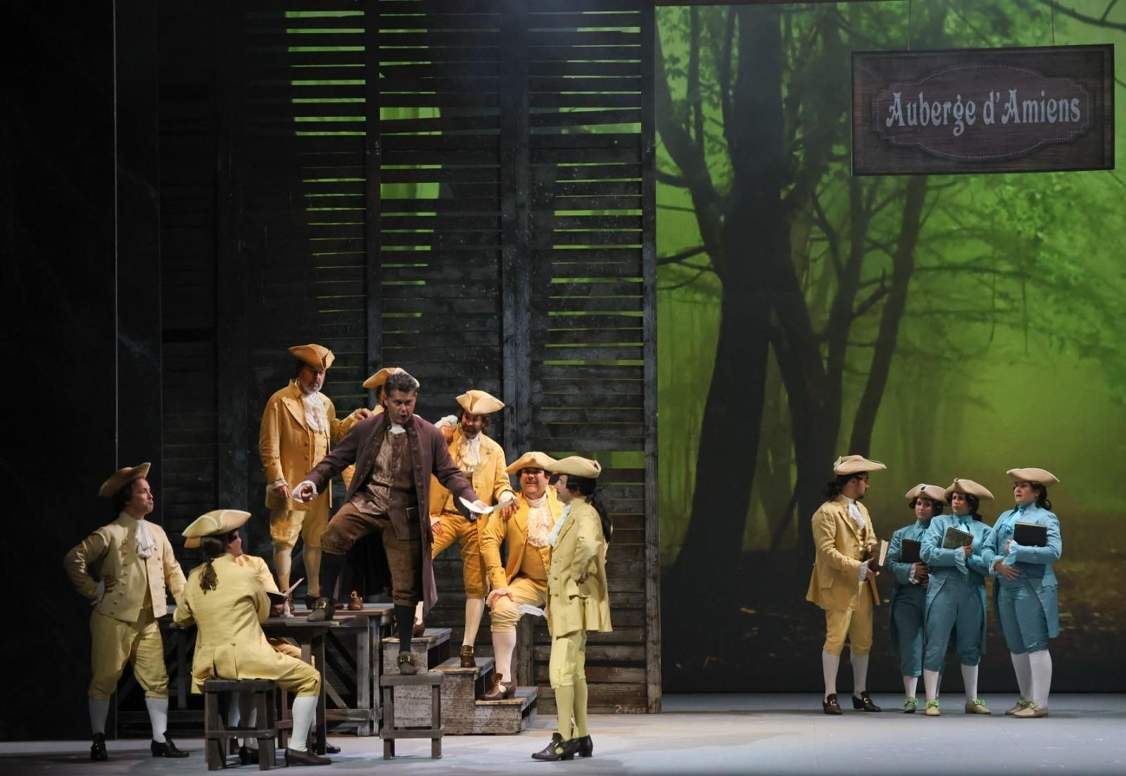 La versión de 'Manon Lescaut' que cierra la temporada lírica del Teatro Cervantes, en fotos