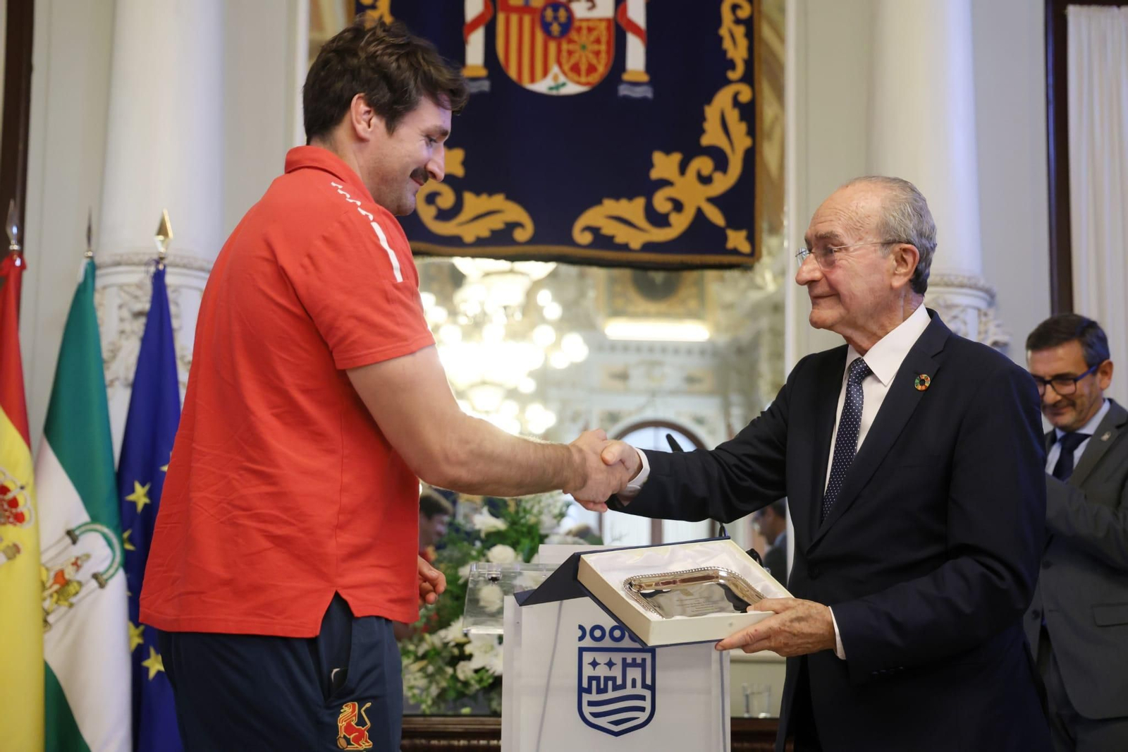 España y Fiyi, bienvenidas a Málaga en el Ayuntamiento