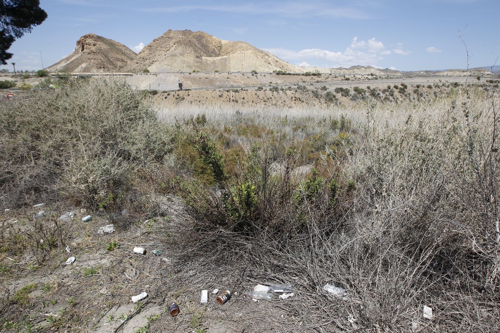Fotogalería basura en el Desierto de Tabernas