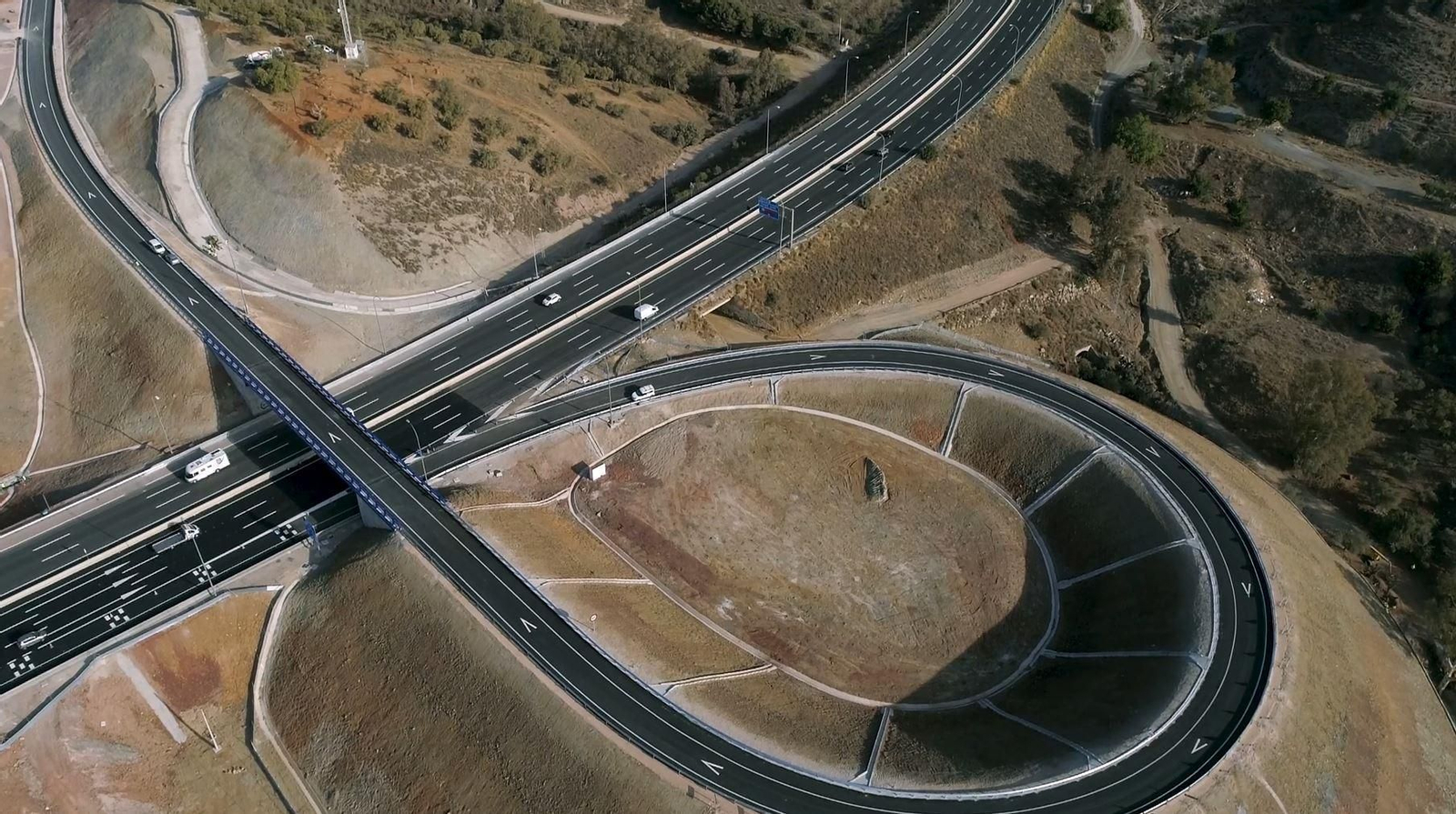 Vista aerea de la autopista de la Costa del Sol de Málaga.