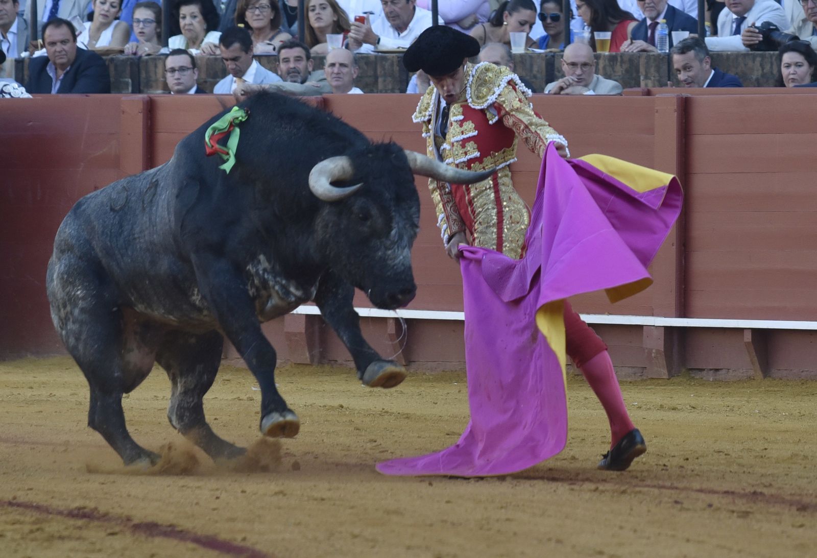 La 14ª de abono en la Real Maestranza de Sevilla, en imágenes