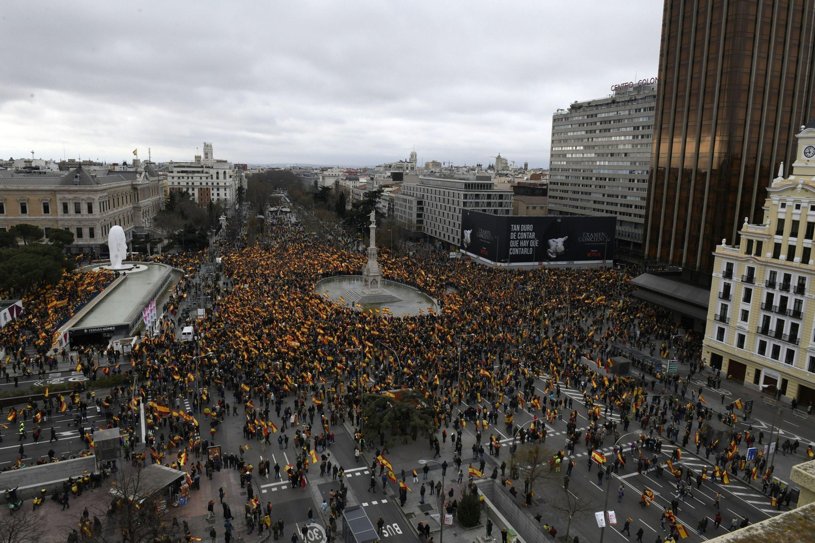 Las imágenes de la manifestación en Madrid de PP, Cs y Vox en contra del Gobierno