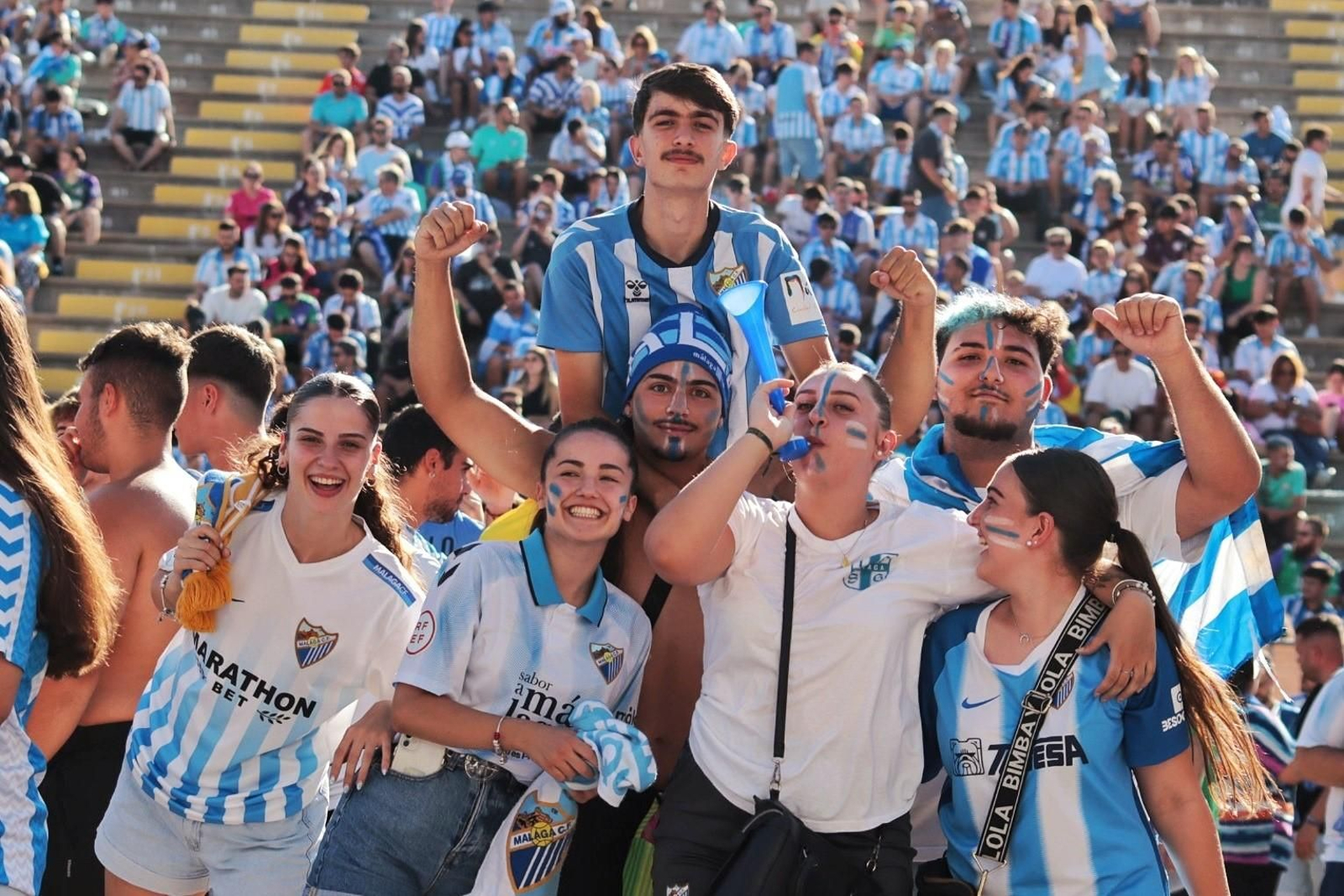La madrugada interminable con la que Málaga celebró el ascenso