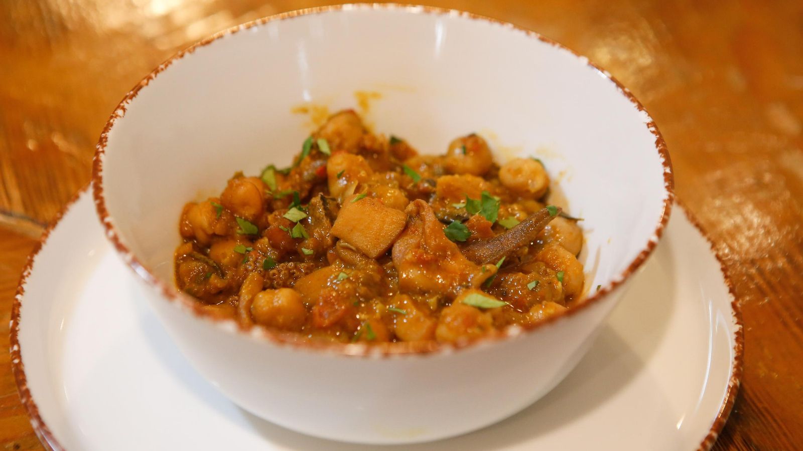Choco con garbanzos de Casa Leonora