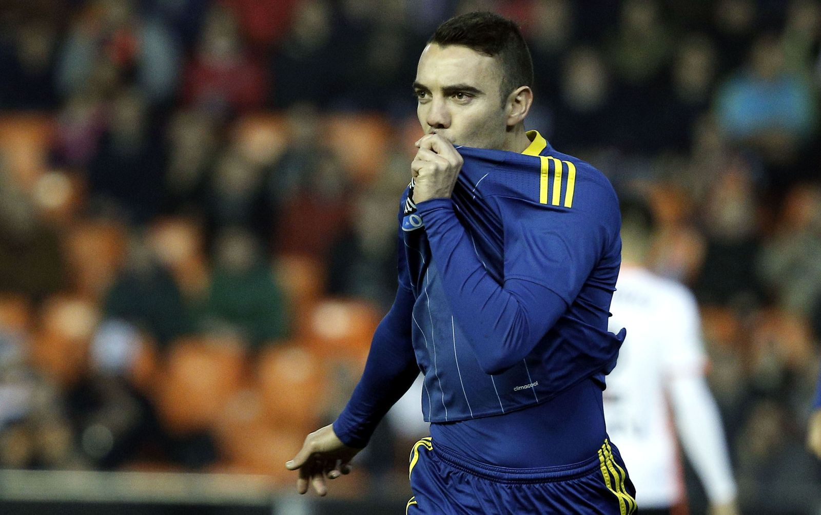 Aspas celebra su gol.