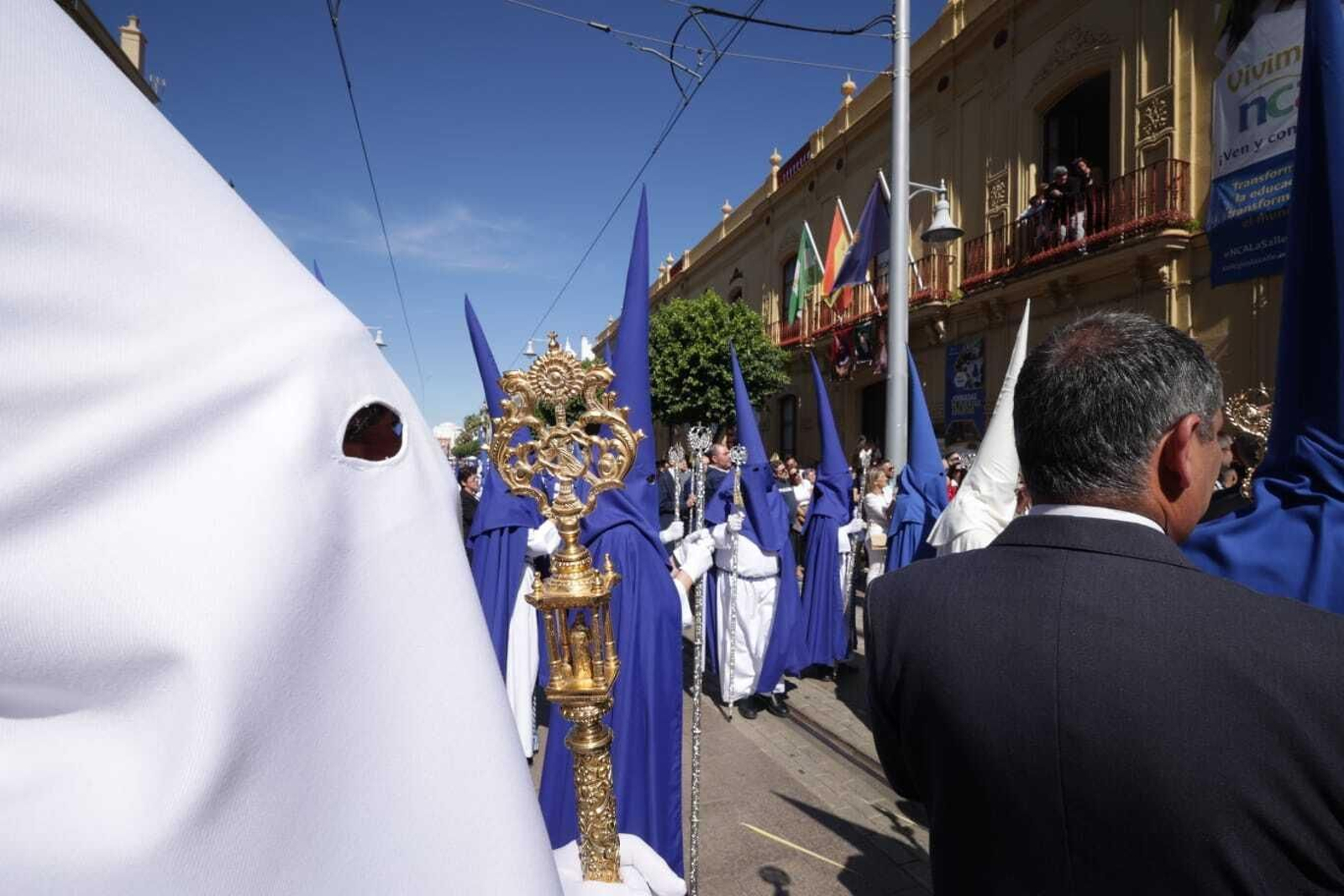 Domingo de Ramos en San Fernando 2023: Imágenes de la hermandad de Cristo Rey (Borriquita)