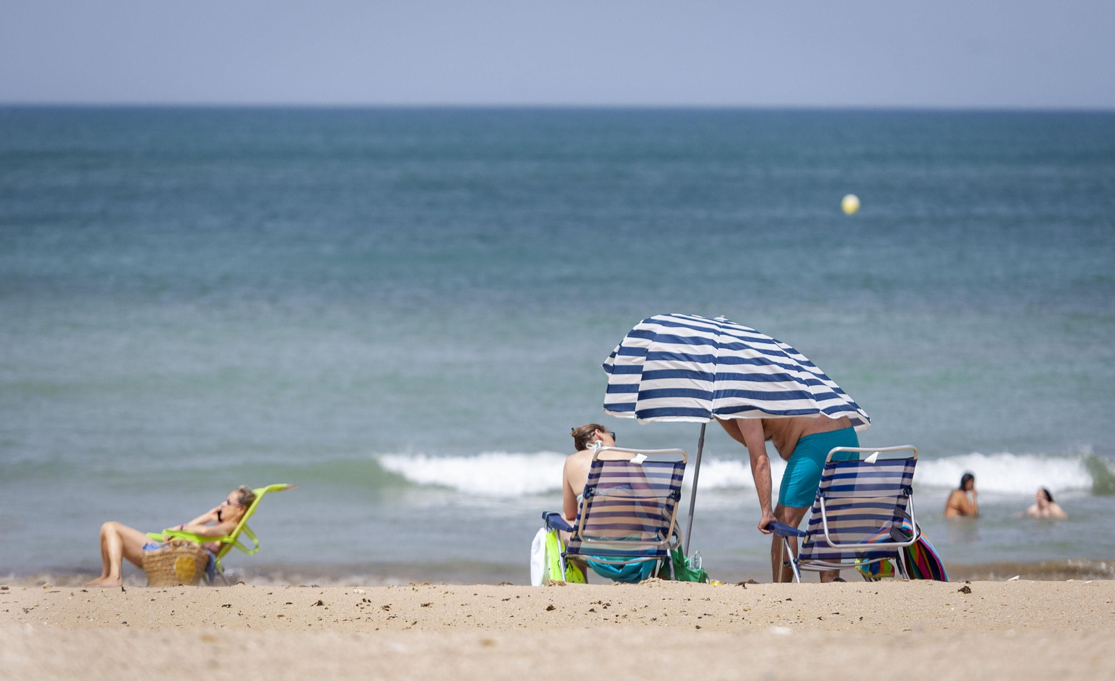 Playa en un día de levante.