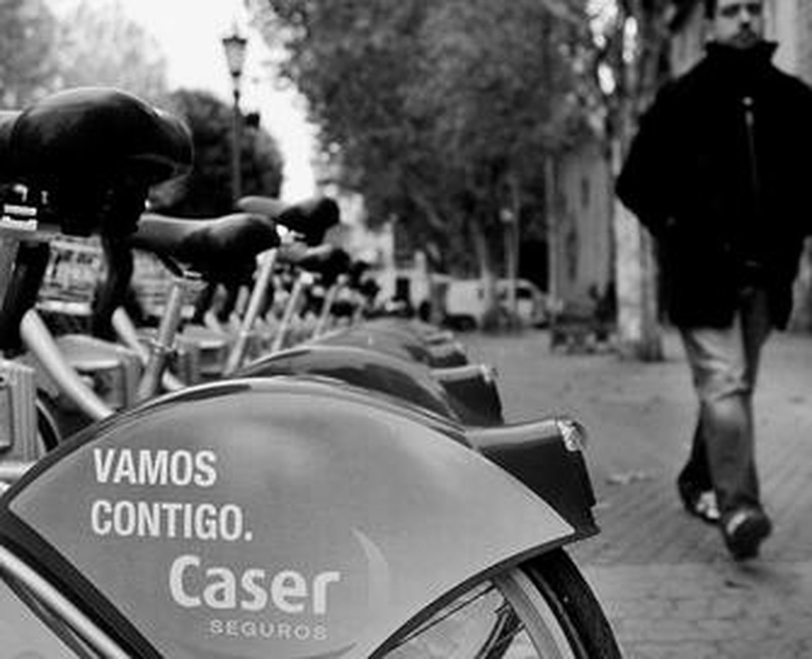 La póliza se sufragaría con publicidad de la aseguradora, Caser.