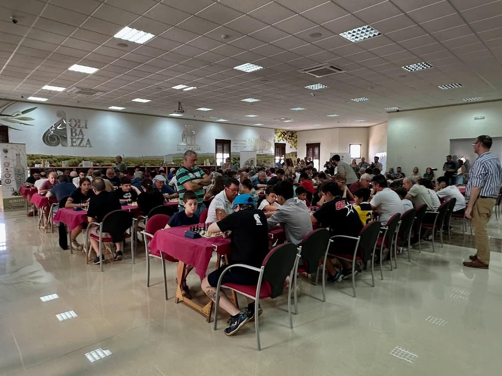 Las actividades deportivas del Pórtico de Feria de Baeza, en imágenes