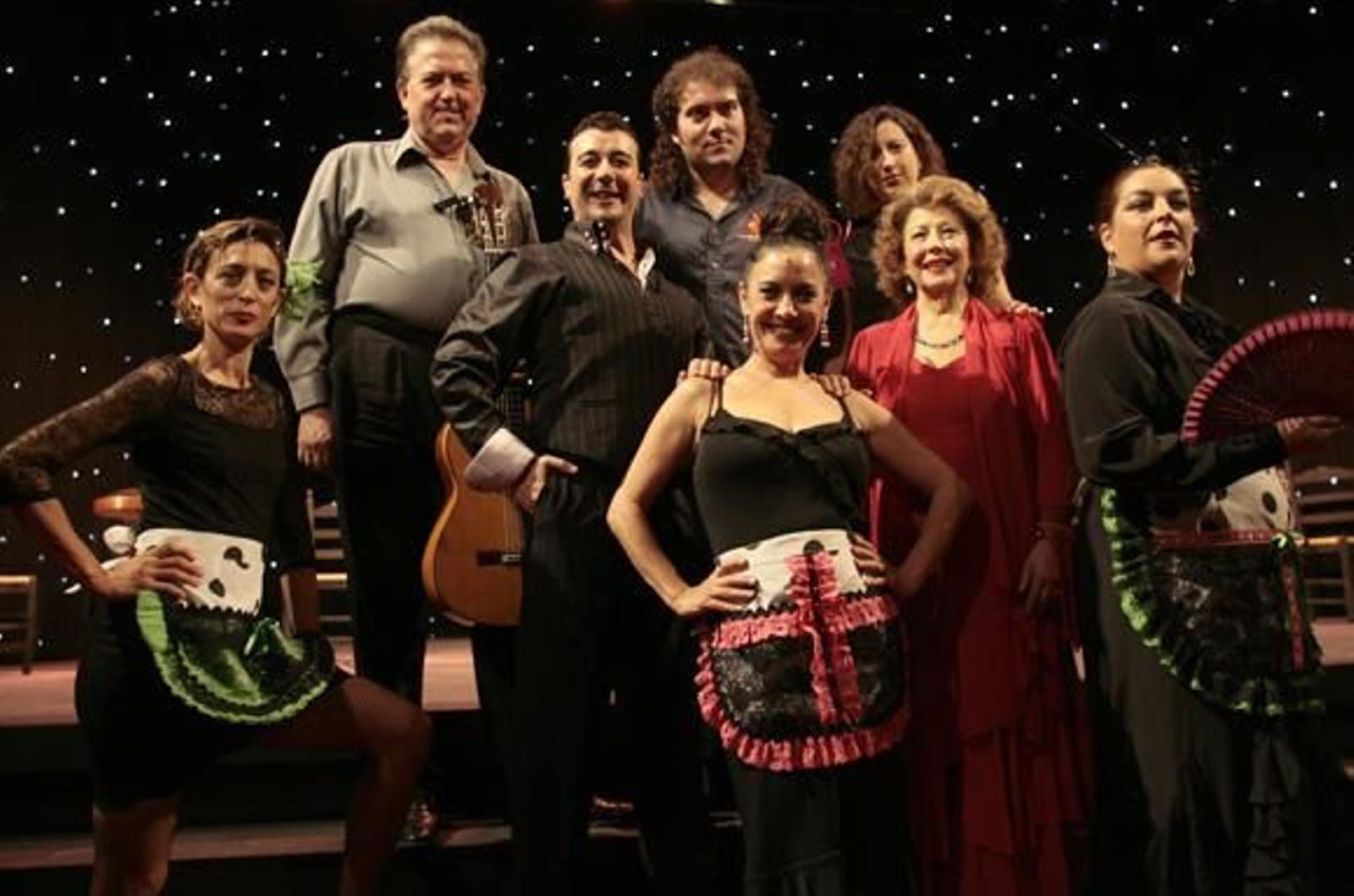 El Quintero se transforma en el café cantante más canalla de Sevilla