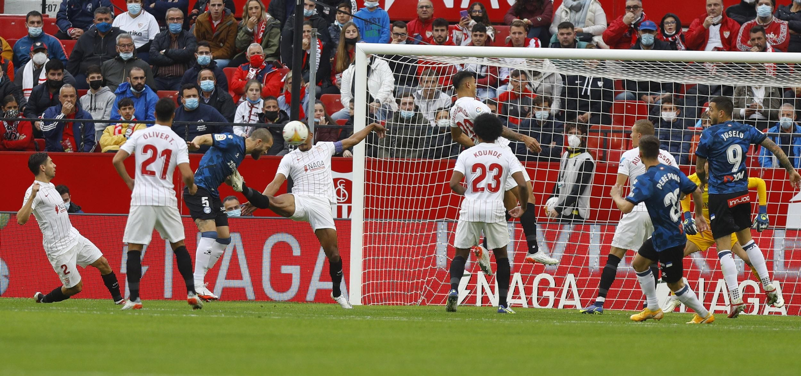 Las imágenes del Sevilla-Alavés
