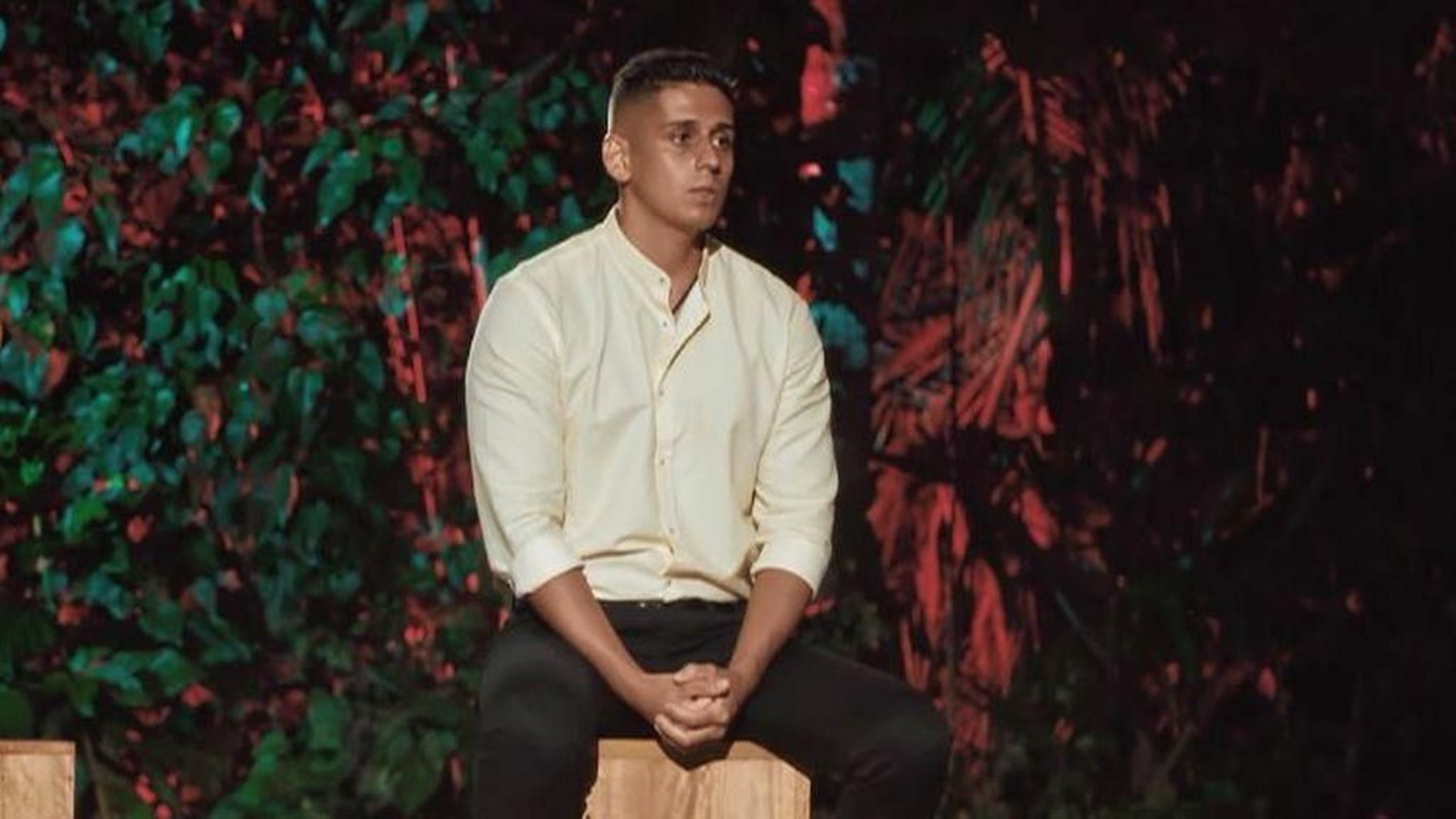 Ahí sigue esperando Christofer a otra hoguera en 'La isla de las tentaciones'