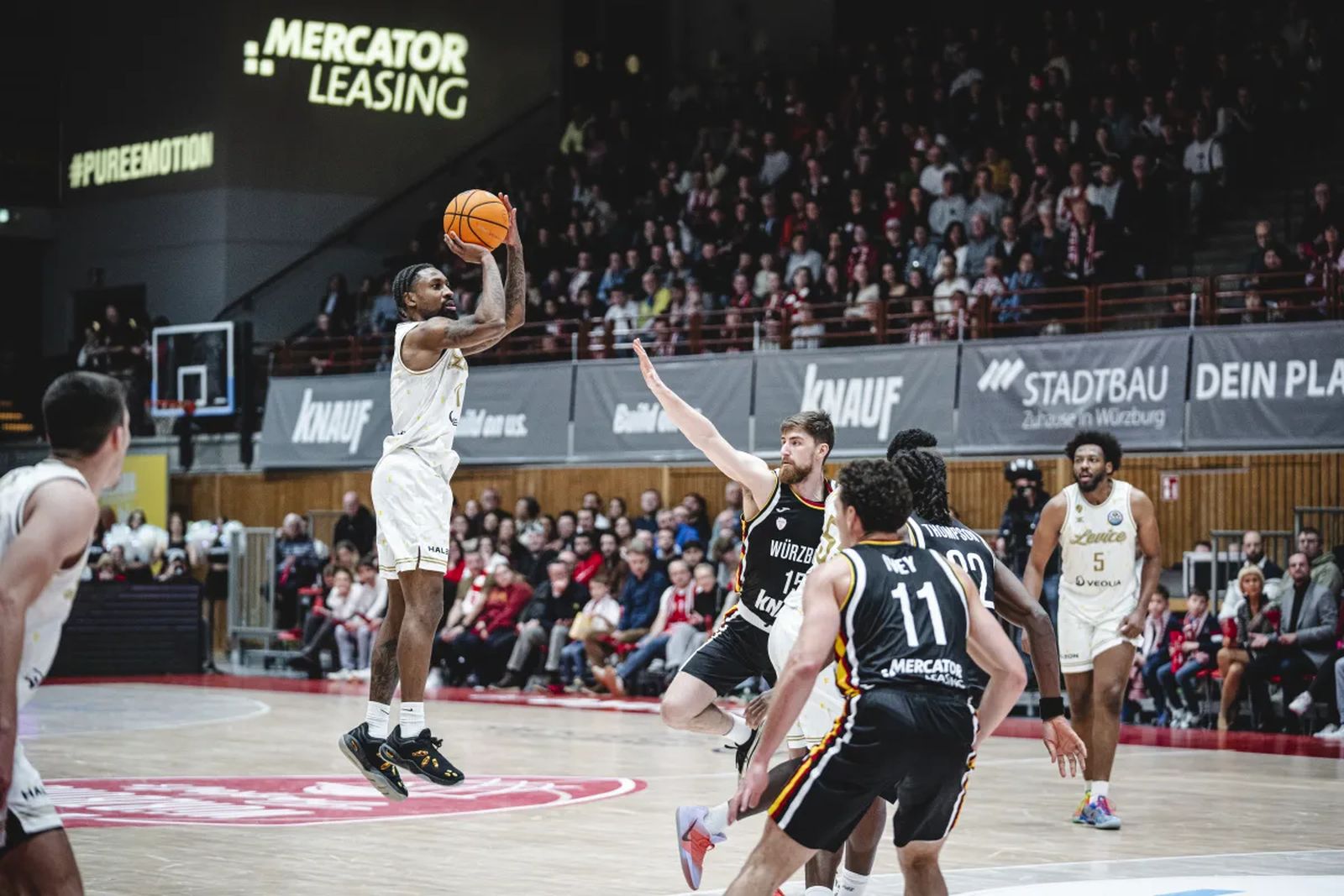 BCL: El Patrioti Levice y el Elan Chalon toman ventaja para ser rivales del Unicaja