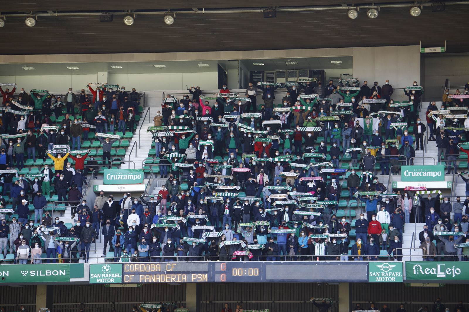 Las imágenes del triunfo del Córdoba CF ante el Panadería Pulido