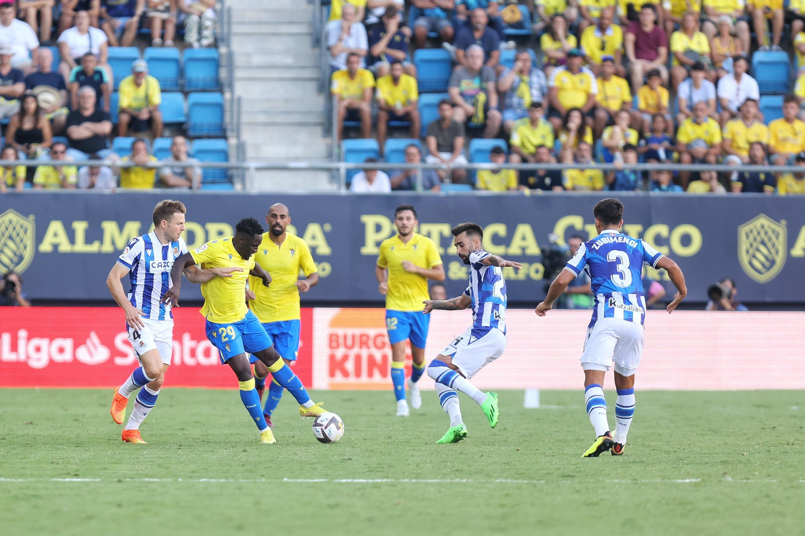 Búscate entre las imágenes del Cádiz - Real Sociedad