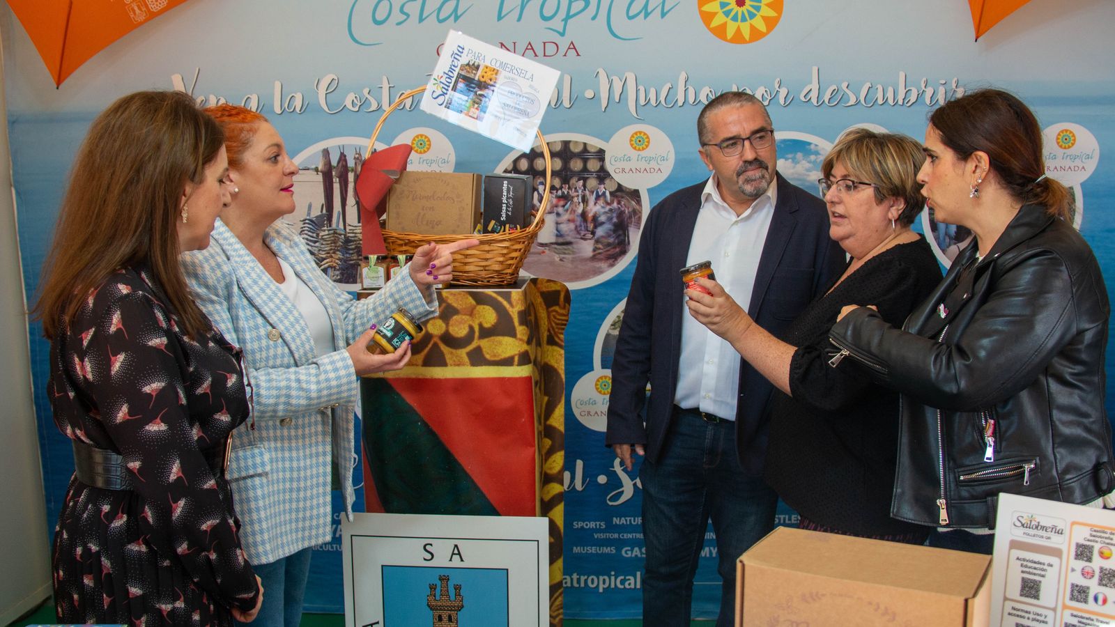 La feria acoge expositores de empresas de la zona