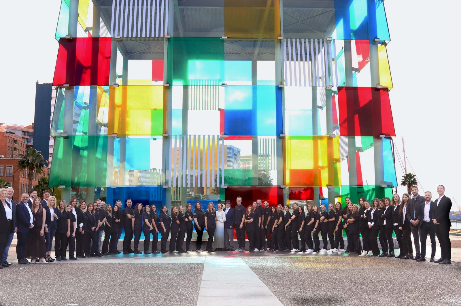 Equipo completo todas las clínicas en el Pompidou de Málaga