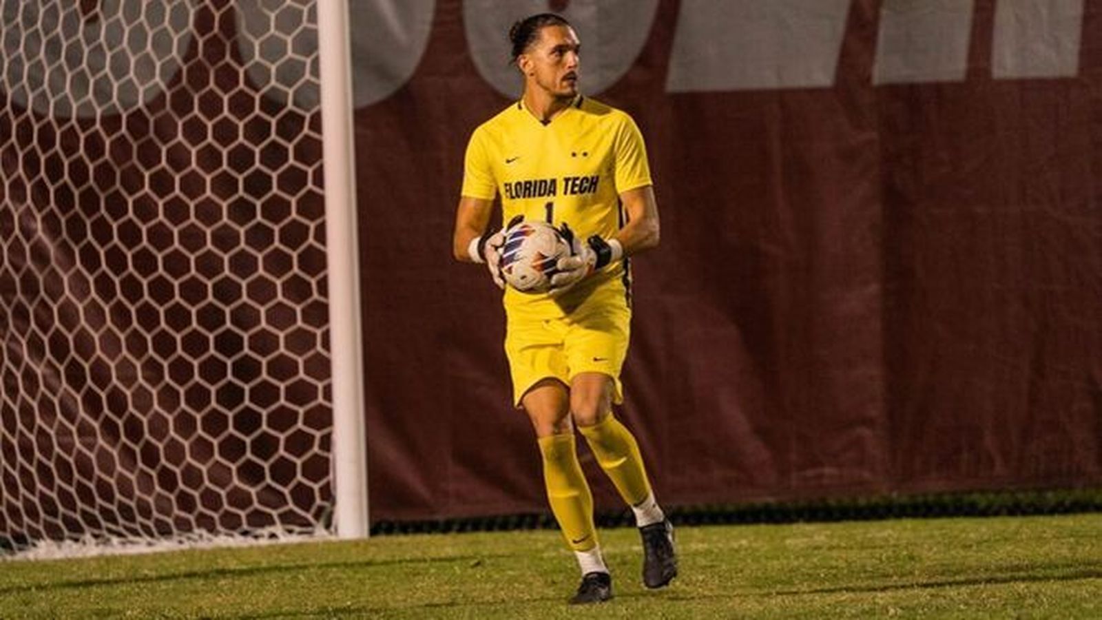 El jerezani Luisma Tovar, con la camiseta del Florida Tech.