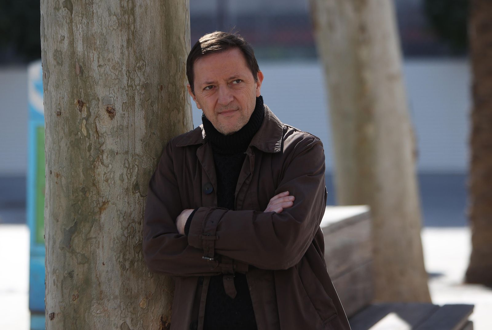 El escritor Ignacio Martínez de Pisón, fotografiado en una visita reciente a Sevilla.