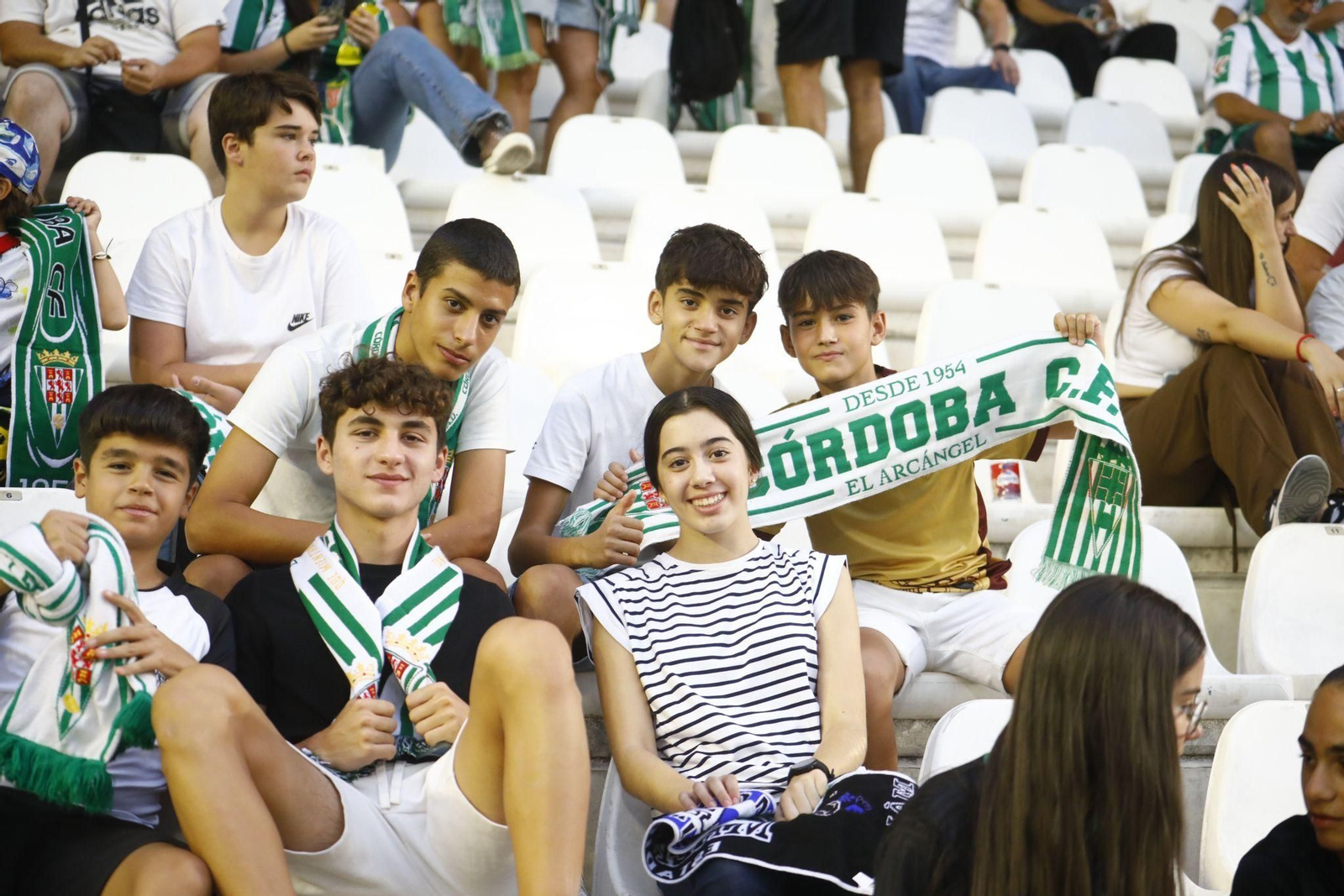 Las mejores fotos del intenso Córdoba CF - Málaga en El Arcángel