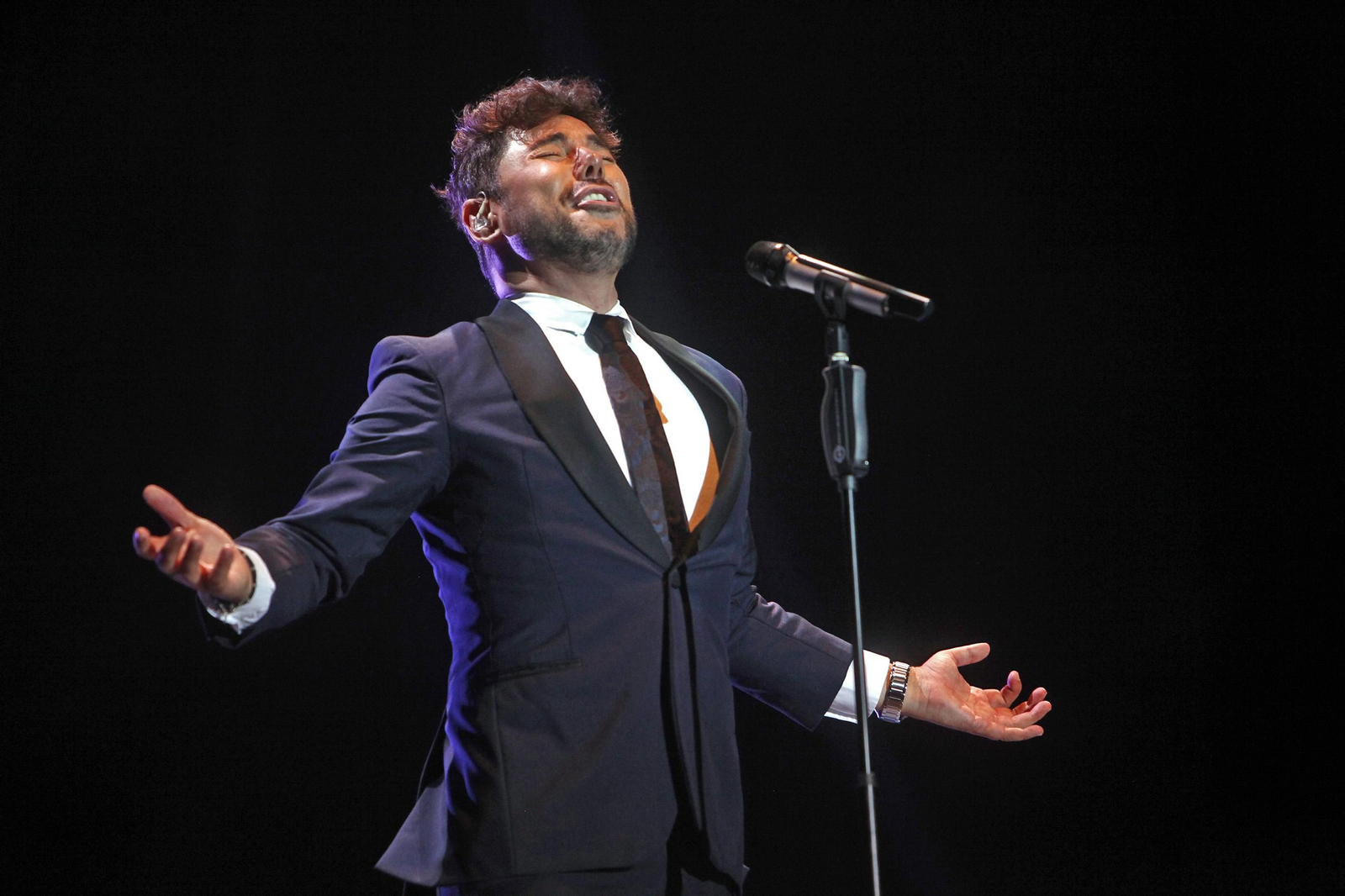 El cantaor Miguel  Poveda, durante un concierto.