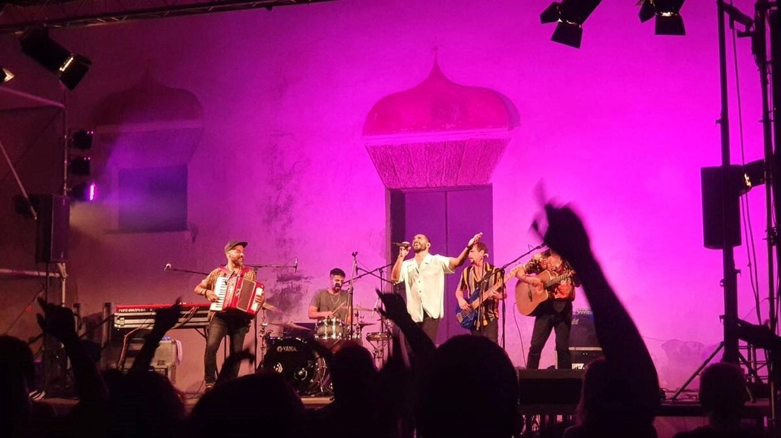 Concierto de Los Aslándticos en las Noches del Castillo de San Fernando.