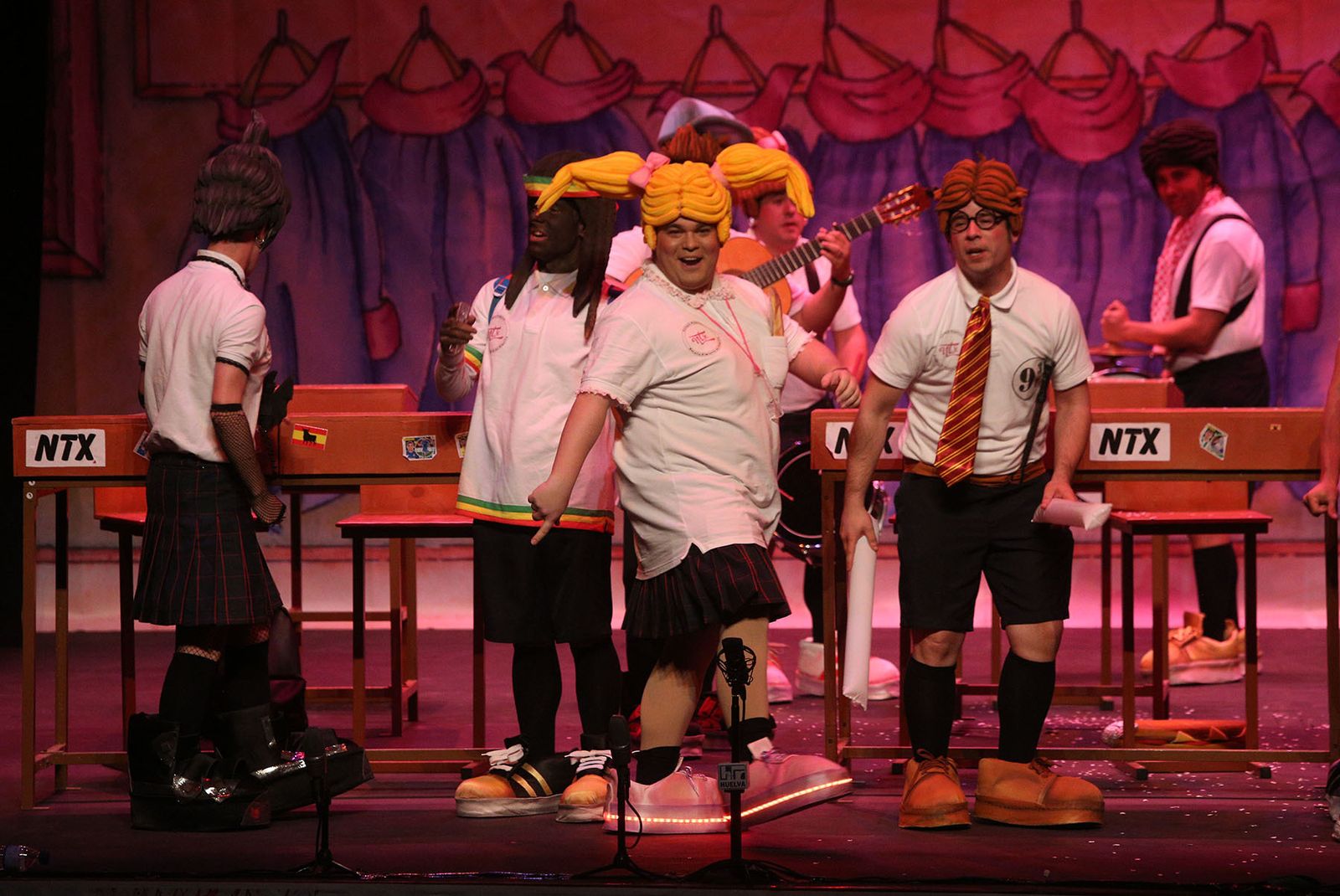 Segundo día de preliminares del Carnaval Colombino en imágenes