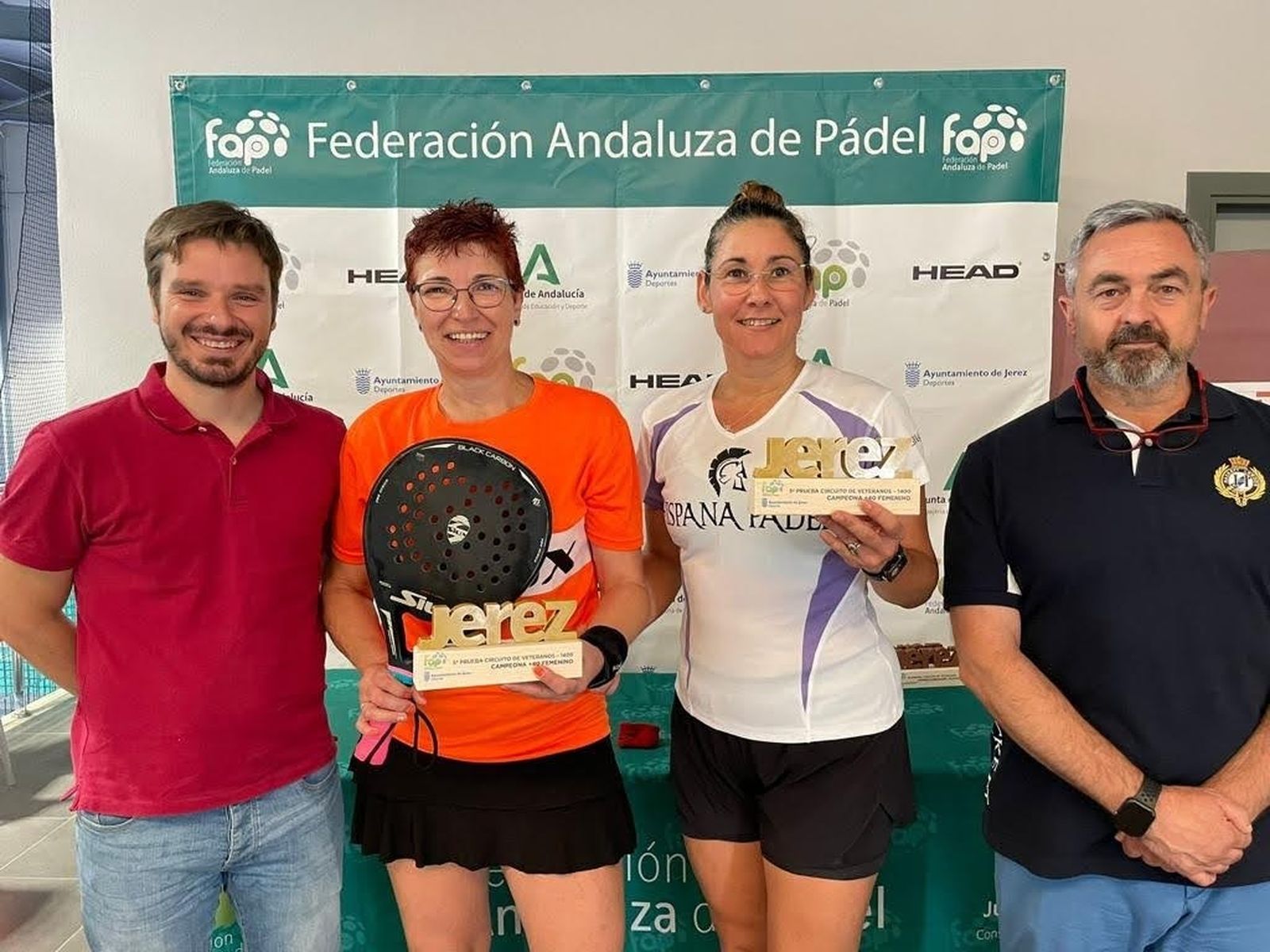 Mercedes Chamorro y Yusimi Crossley, ganadoras en categoría +40.