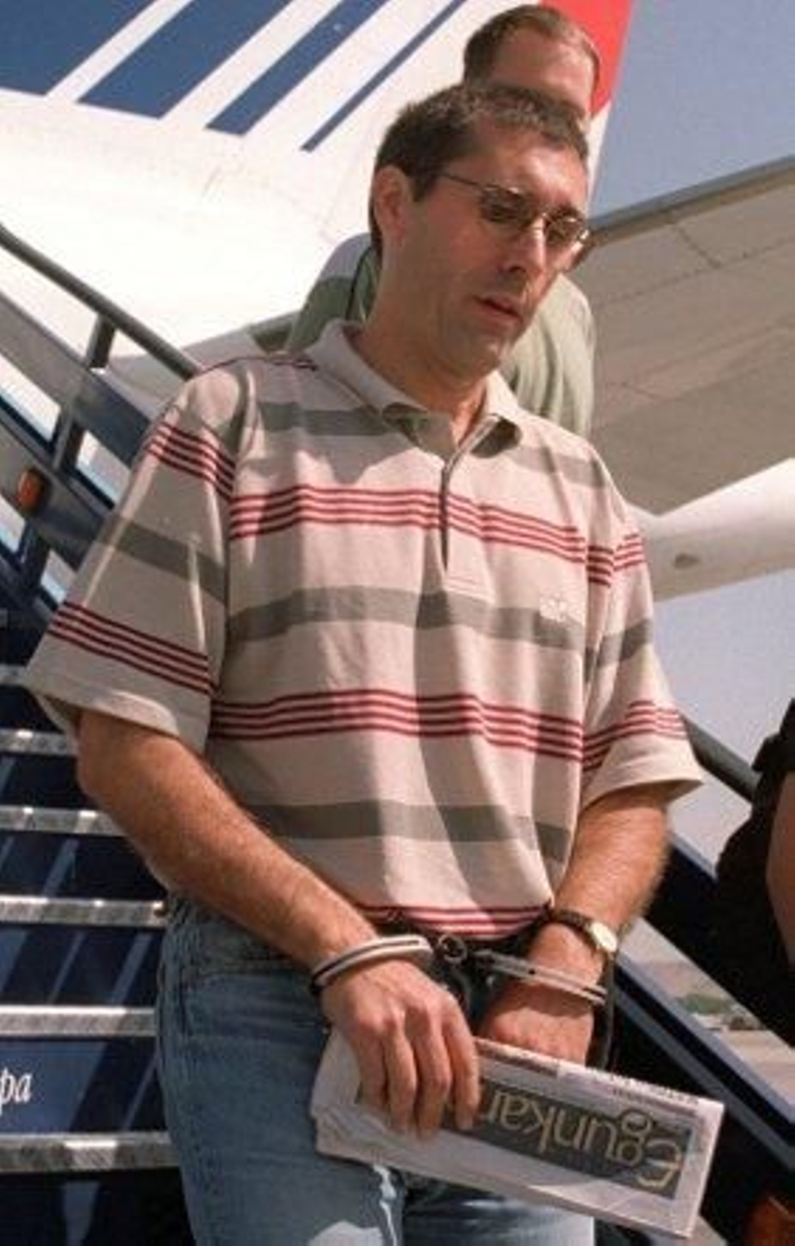 Urrusolo Sistiaga afirma que ETA actualmente "sobra y estorba"