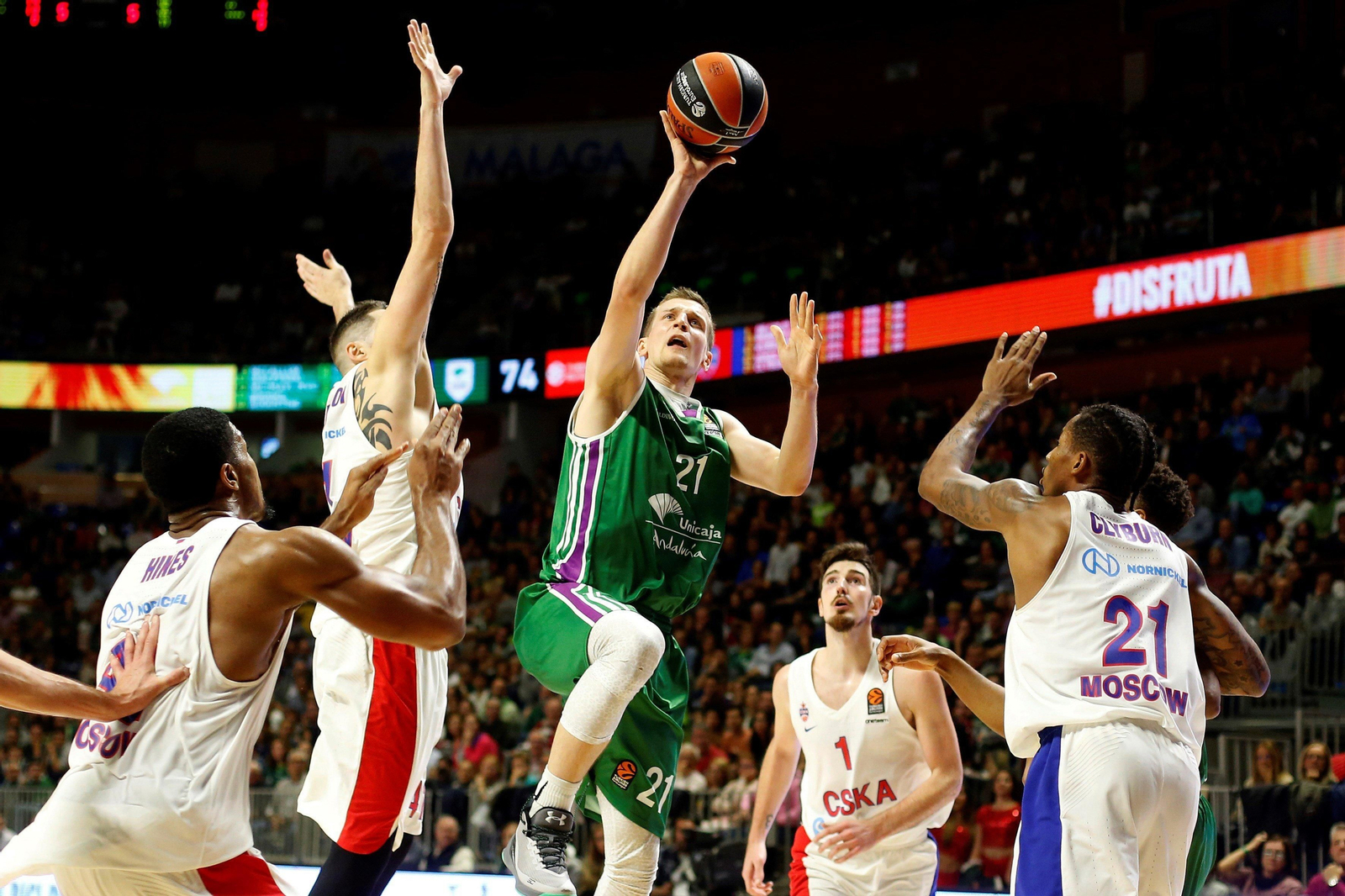 Los cinco años de Adam Waczynski en el Unicaja, en fotos
