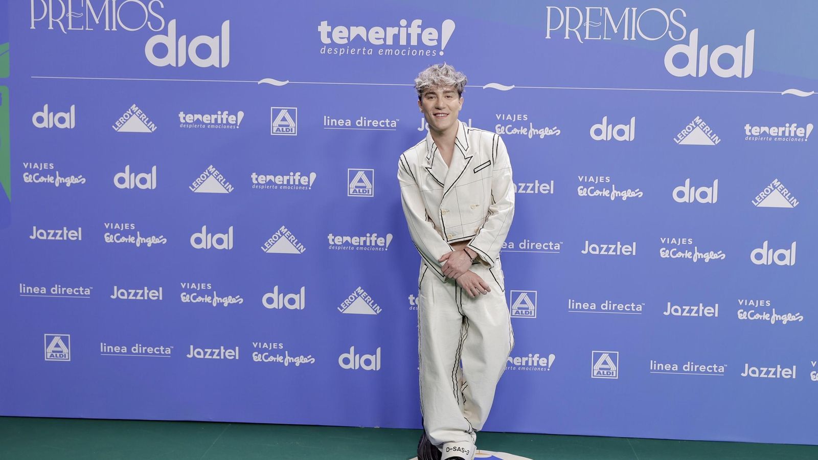 PremiosDial2025_Photocall_02_0325.jpg