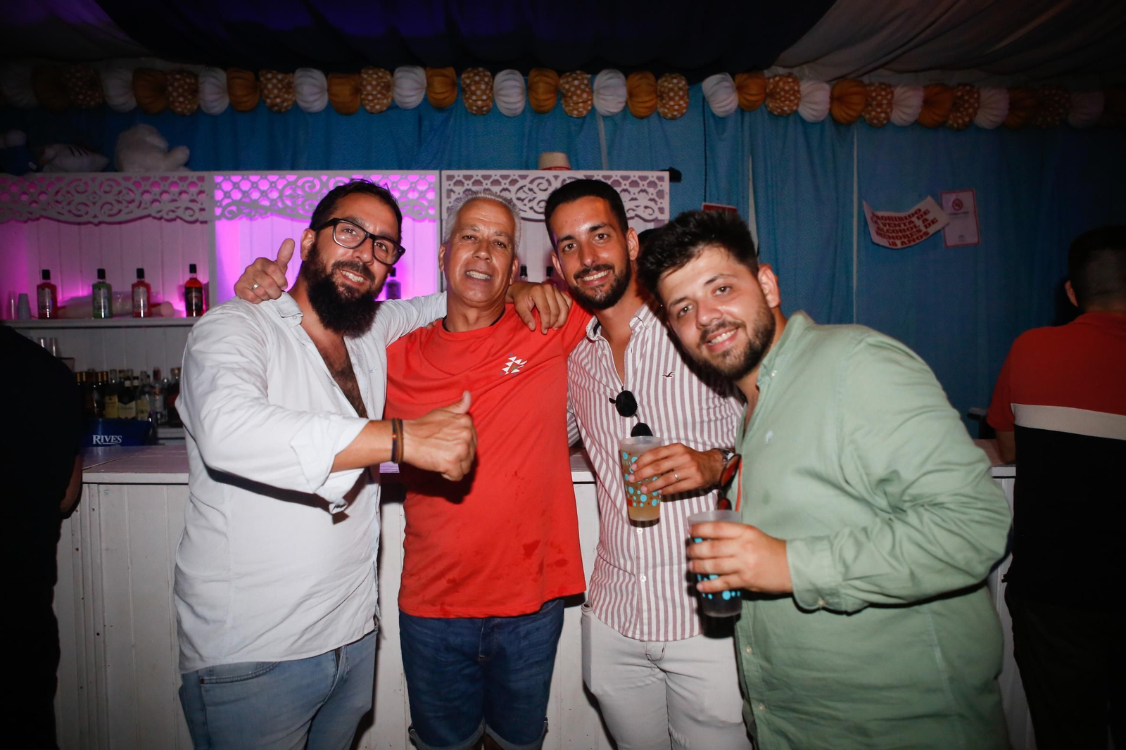 Búscate en la fotos del viernes de Feria de La Línea