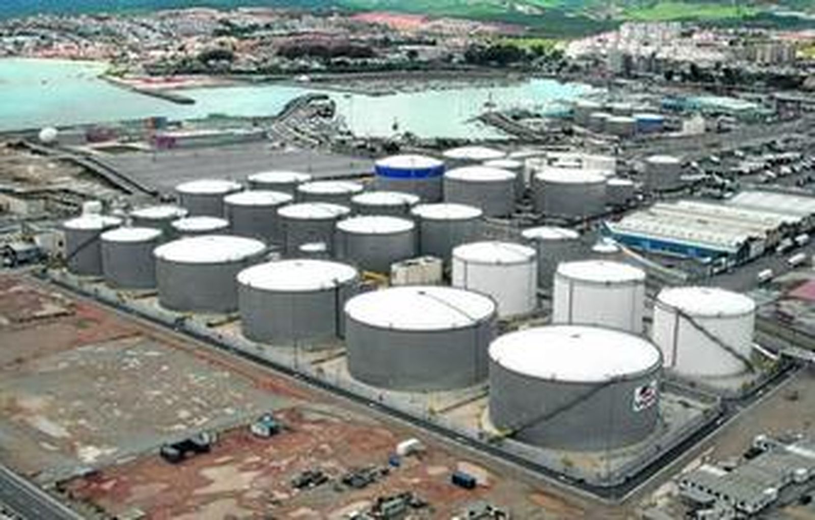 Vista general de la terminal de Vopak en Algeciras, en una imagen reciente.