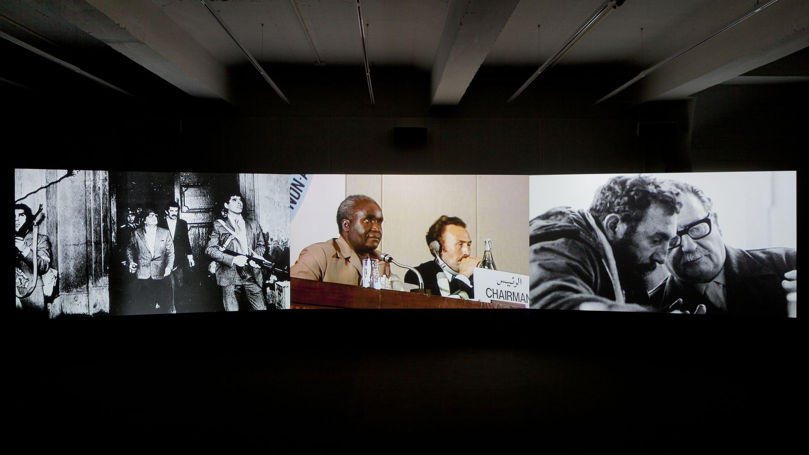 'Two meetings and a funeral', fotograma de la película de Naeem Mohaiem.