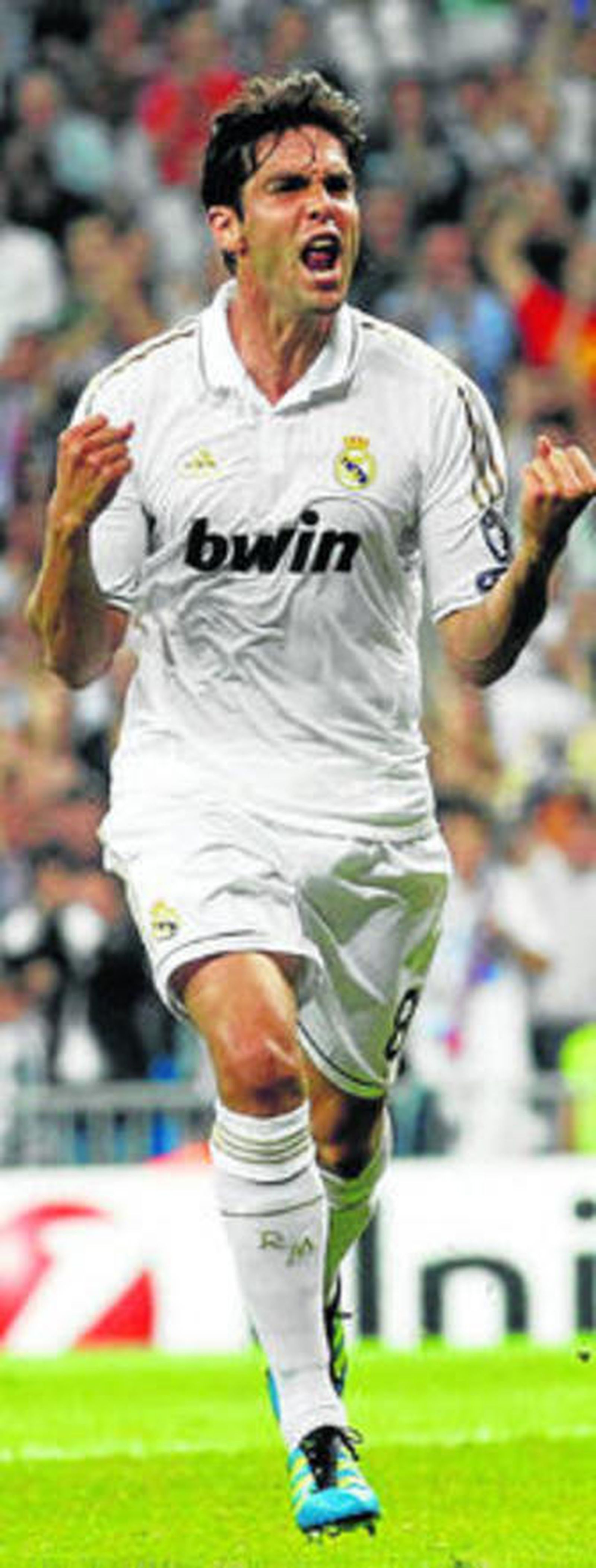 Kaká, poco a poco, empieza a mostrar su verdadera dimensión.