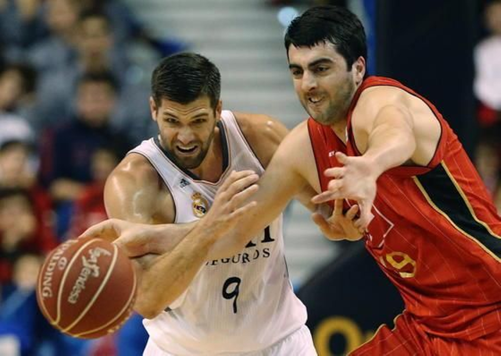 El Real Madrid barre al Cai Zaragoza para plantarse en la final (98-66)