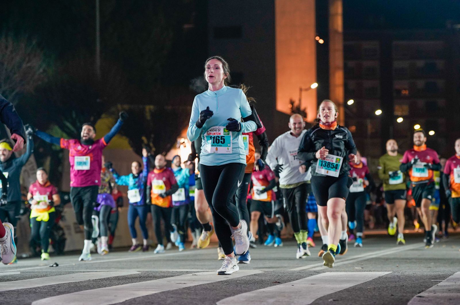 En imágenes: búscate en tu llegada a meta de la Carrera de San Antón 2026 (15)